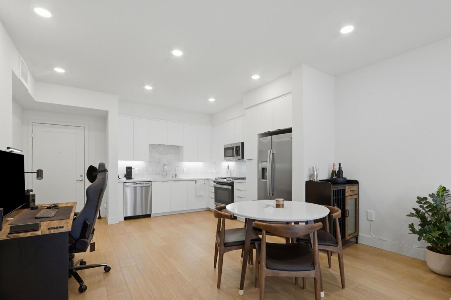 Detail Gallery Image 10 of 54 For 3512 Vision Cmn #512,  Fremont,  CA 94538 - 1 Beds | 1 Baths