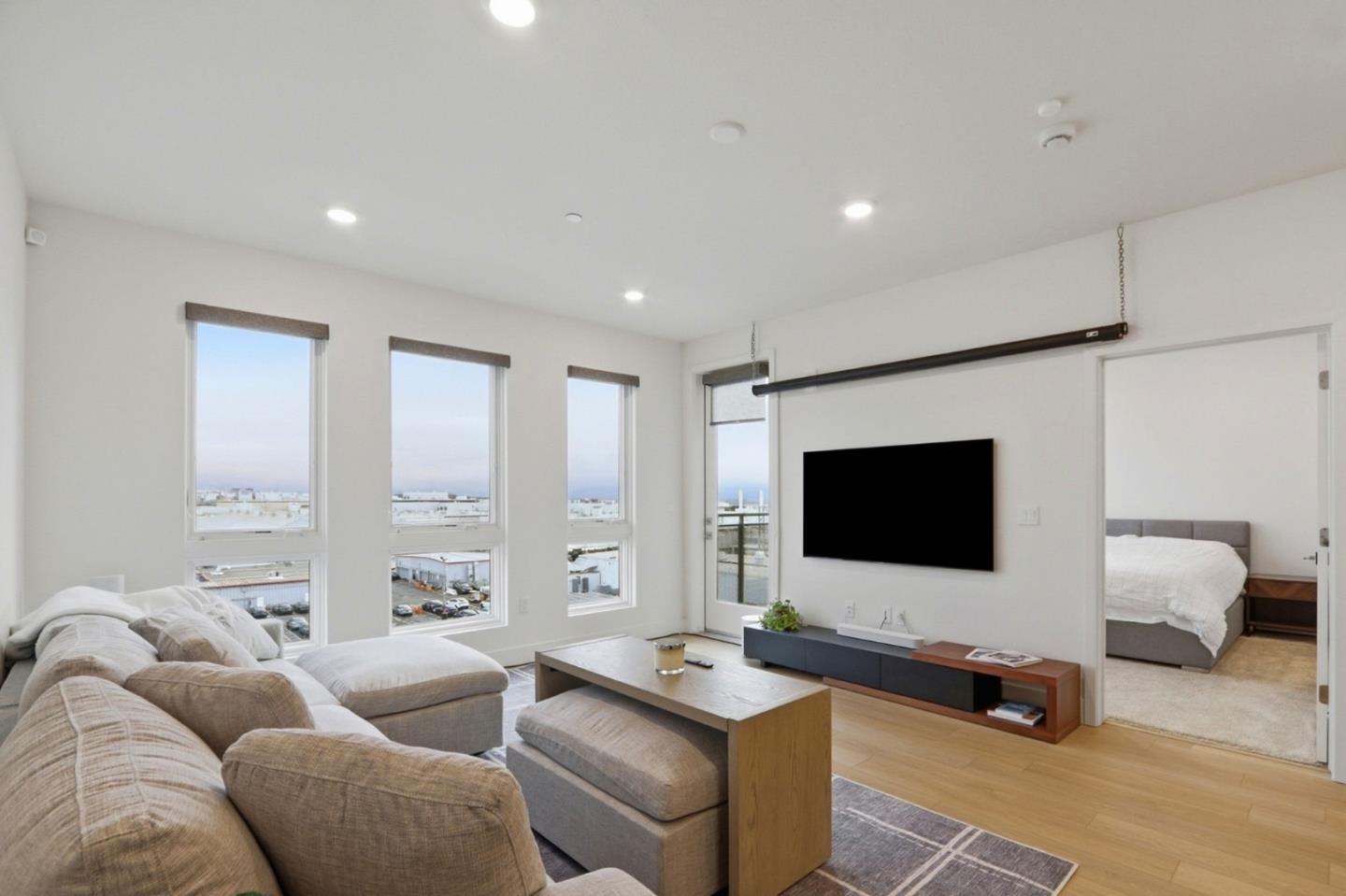 Detail Gallery Image 3 of 54 For 3512 Vision Cmn #512,  Fremont,  CA 94538 - 1 Beds | 1 Baths