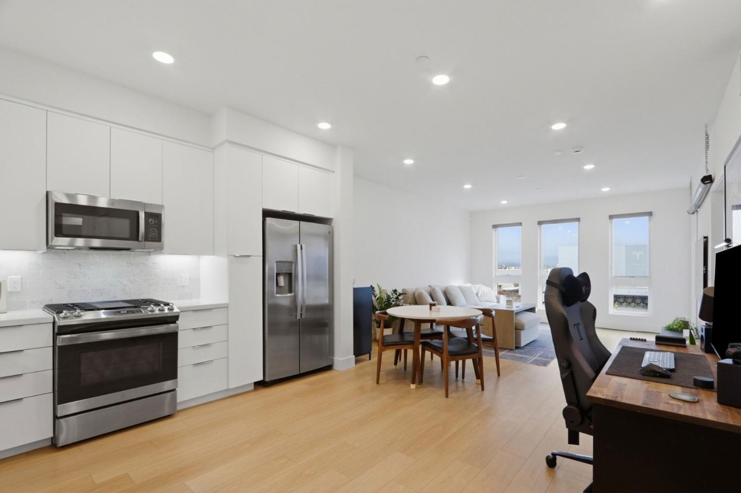 Detail Gallery Image 9 of 54 For 3512 Vision Cmn #512,  Fremont,  CA 94538 - 1 Beds | 1 Baths