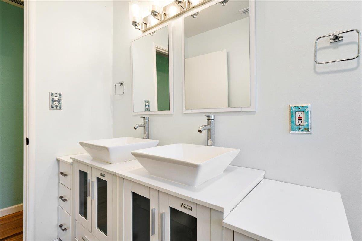 Detail Gallery Image 15 of 30 For 215 Moon Dr, Boulder Creek,  CA 95006 - 3 Beds | 2 Baths