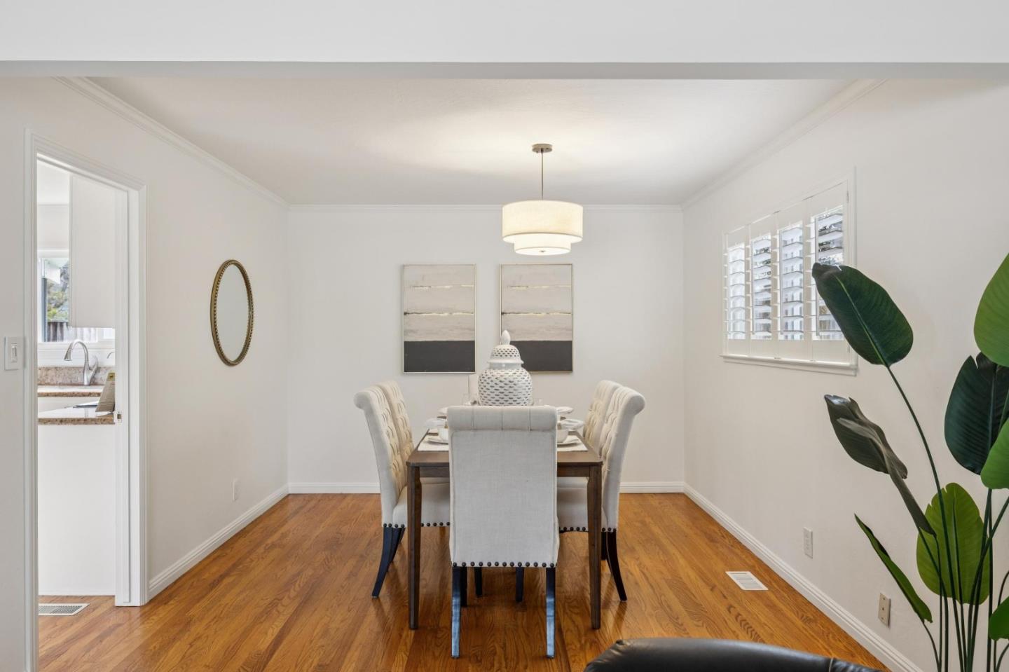 Detail Gallery Image 8 of 48 For 1792 Potrero Dr, San Jose,  CA 95124 - 5 Beds | 2/1 Baths