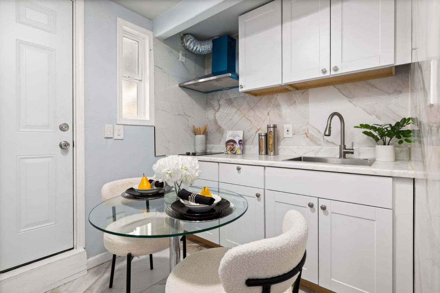 Detail Gallery Image 13 of 31 For 10121 Torrance Ave, San Jose,  CA 95127 - 9 Beds | 5 Baths