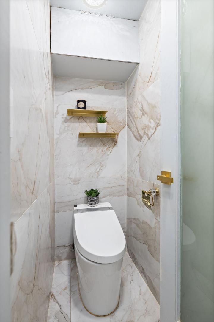 Detail Gallery Image 20 of 31 For 10121 Torrance Ave, San Jose,  CA 95127 - 9 Beds | 5 Baths