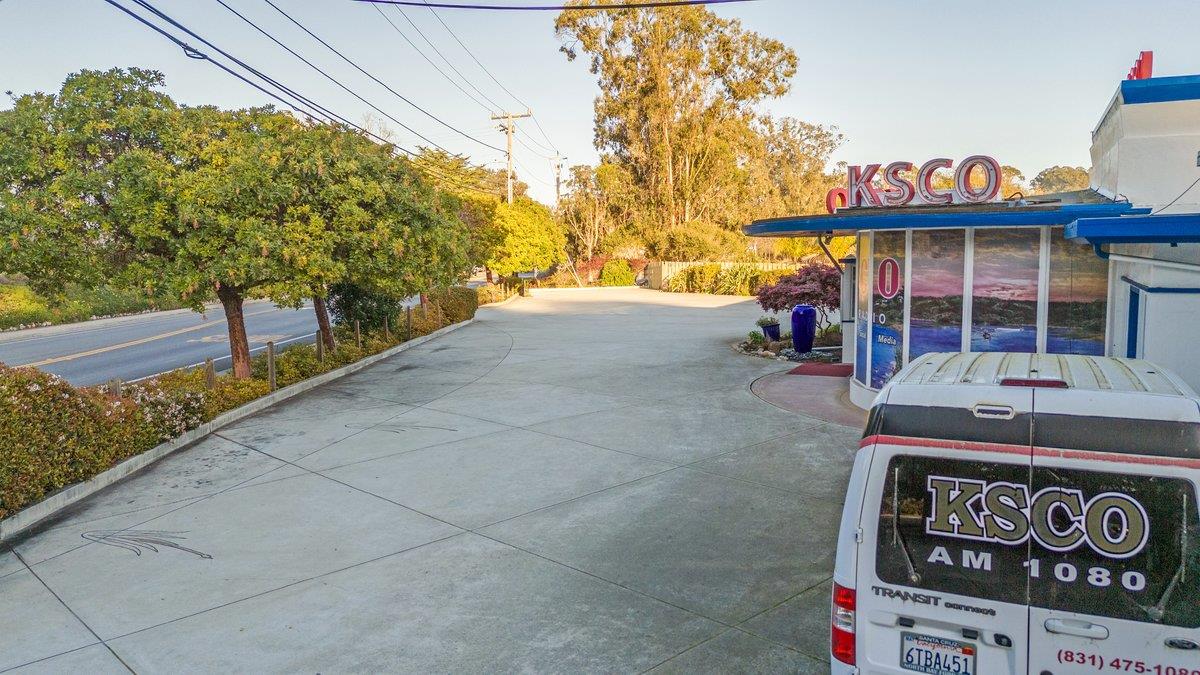 Detail Gallery Image 19 of 36 For 2300 Portola Dr, Santa Cruz,  CA 95062 - – Beds | – Baths