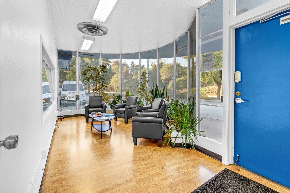 Detail Gallery Image 23 of 36 For 2300 Portola Dr, Santa Cruz,  CA 95062 - – Beds | – Baths