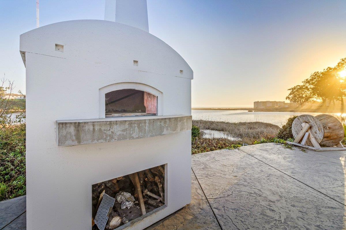 Detail Gallery Image 32 of 36 For 2300 Portola Dr, Santa Cruz,  CA 95062 - – Beds | – Baths