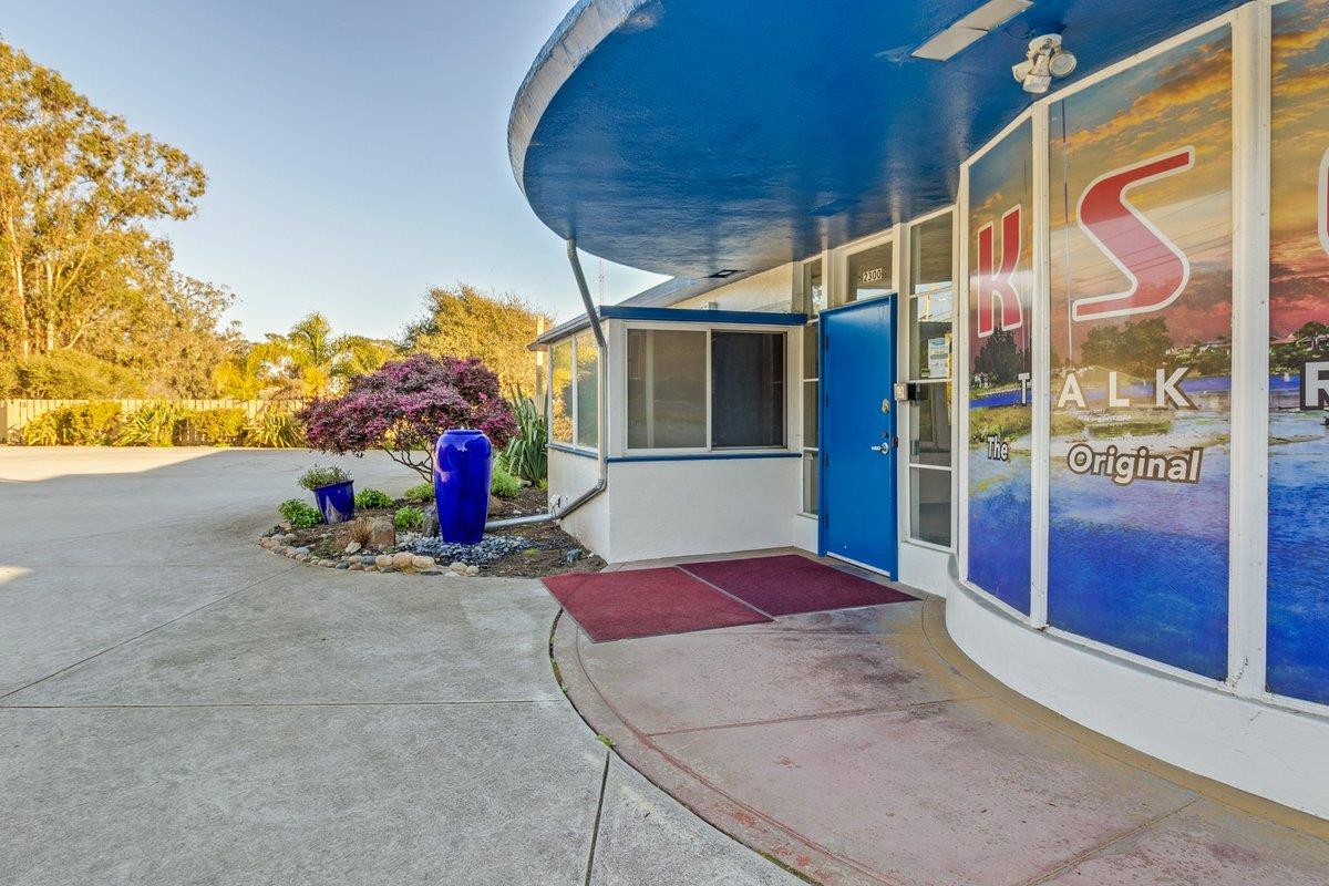 Detail Gallery Image 7 of 36 For 2300 Portola Dr, Santa Cruz,  CA 95062 - – Beds | – Baths