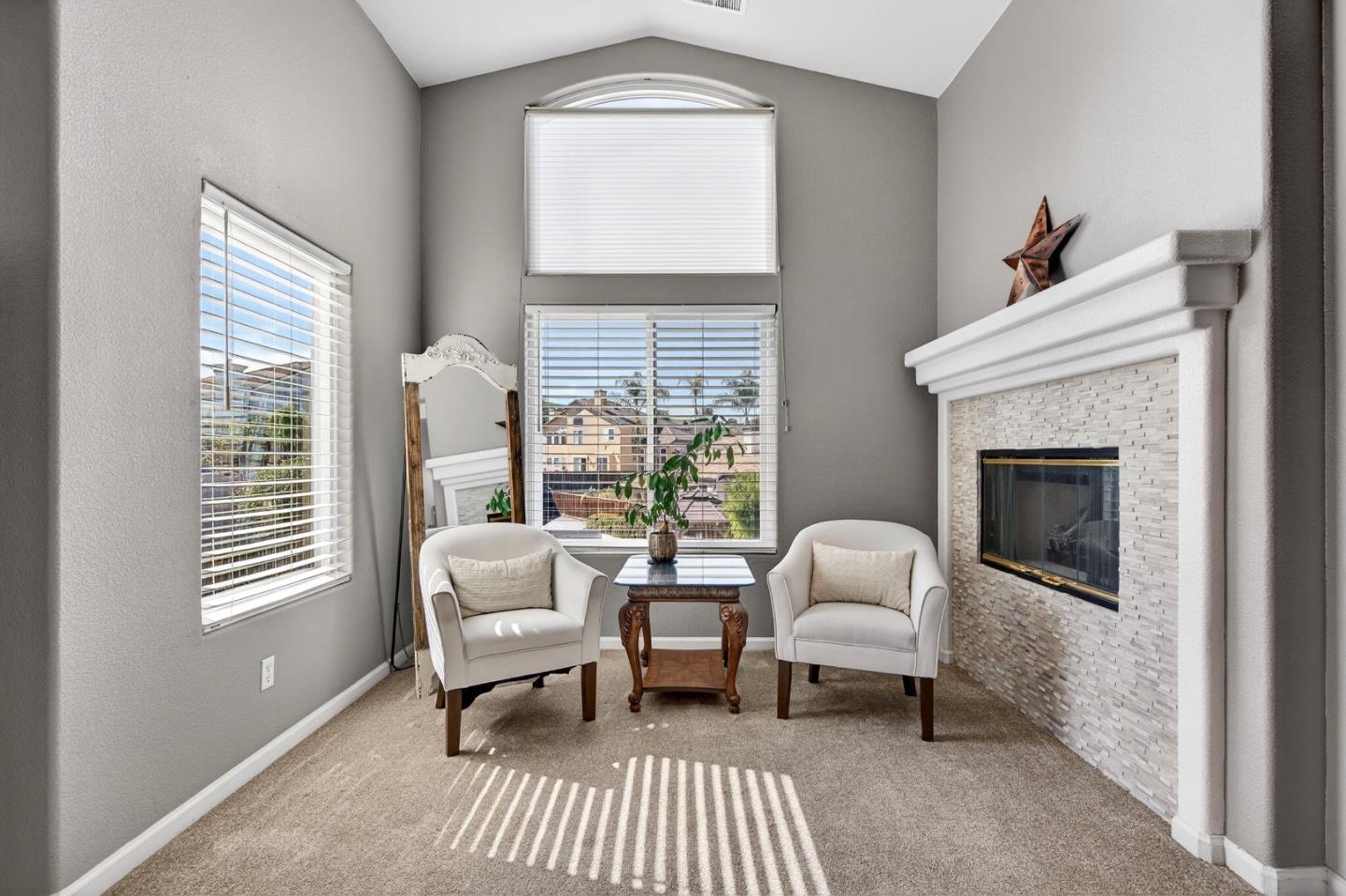 Detail Gallery Image 30 of 63 For 866 Covey Ct, Hollister,  CA 95023 - 5 Beds | 3/1 Baths