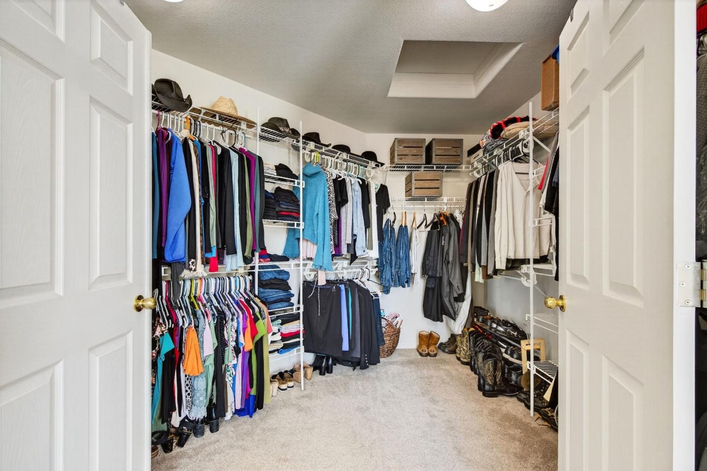 Detail Gallery Image 31 of 63 For 866 Covey Ct, Hollister,  CA 95023 - 5 Beds | 3/1 Baths