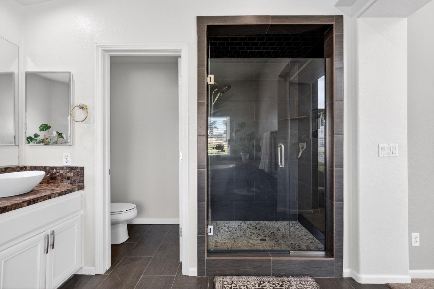 Detail Gallery Image 33 of 63 For 866 Covey Ct, Hollister,  CA 95023 - 5 Beds | 3/1 Baths