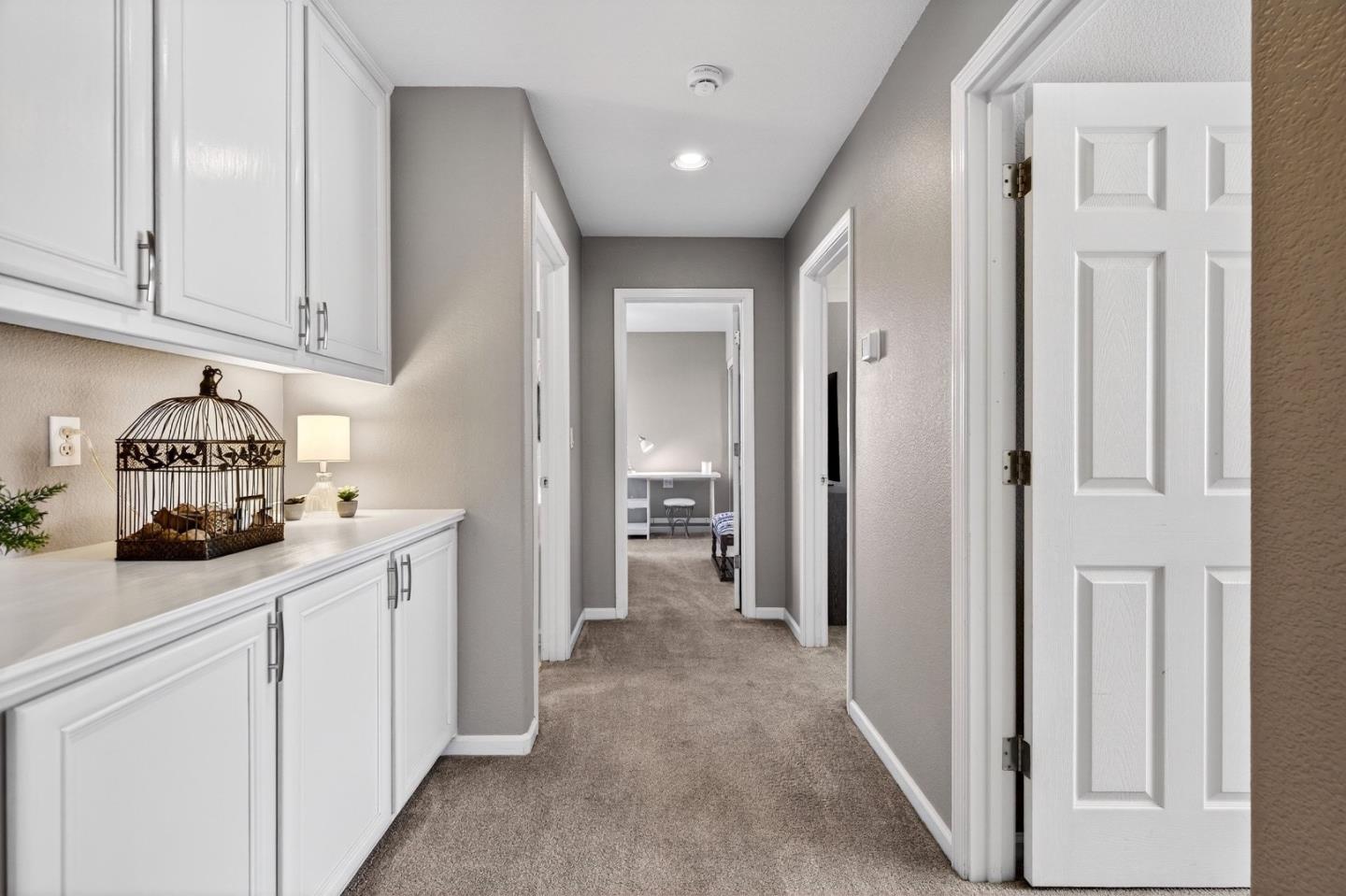 Detail Gallery Image 36 of 63 For 866 Covey Ct, Hollister,  CA 95023 - 5 Beds | 3/1 Baths