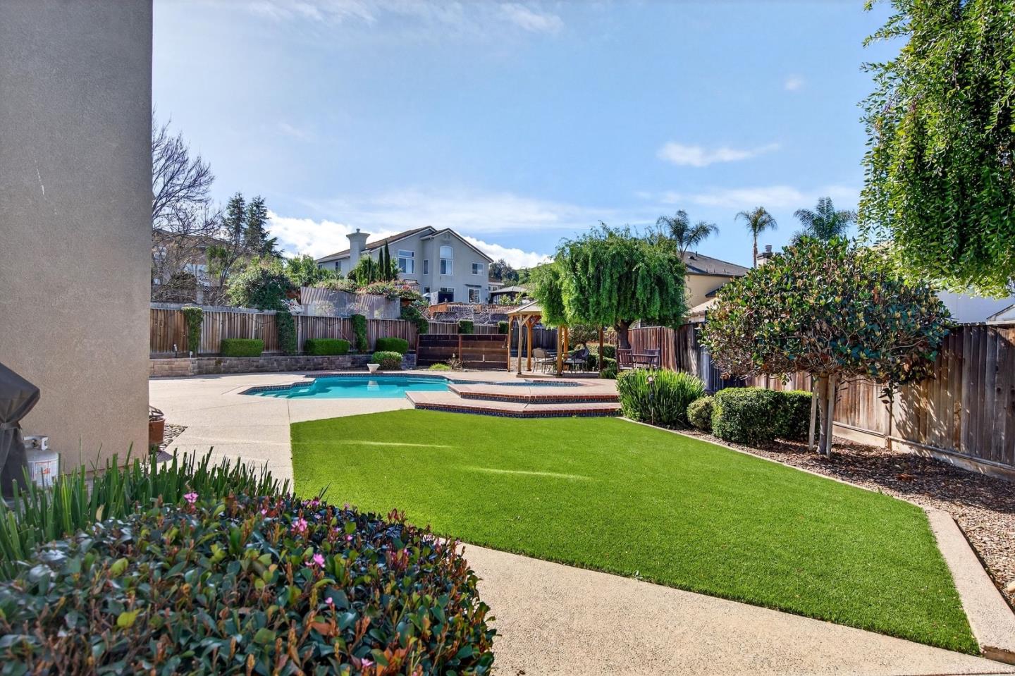 Detail Gallery Image 47 of 63 For 866 Covey Ct, Hollister,  CA 95023 - 5 Beds | 3/1 Baths