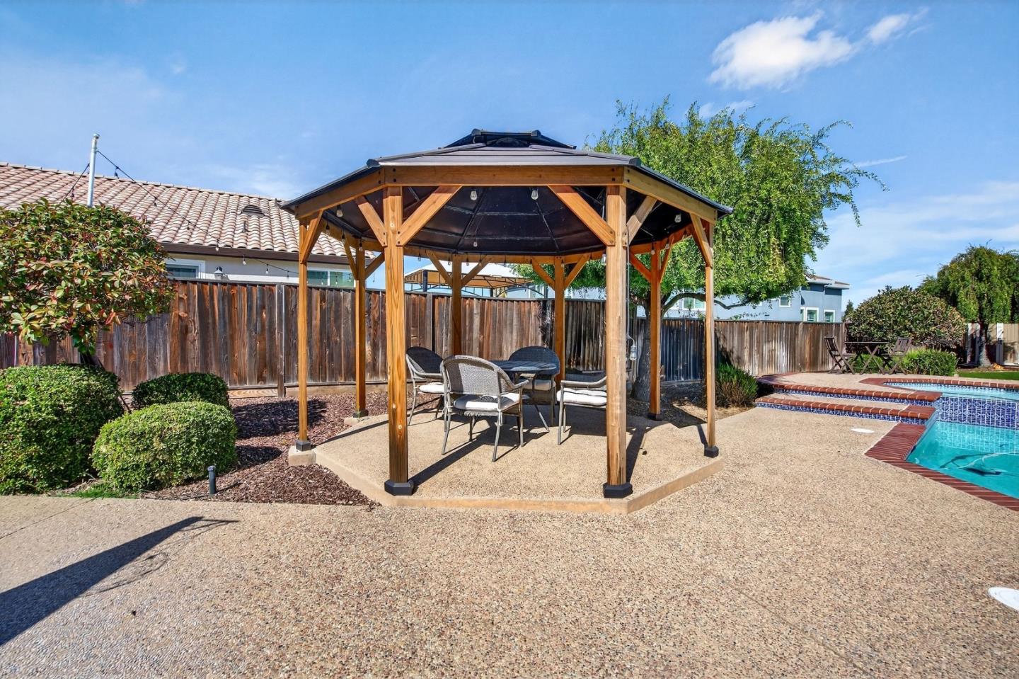 Detail Gallery Image 52 of 63 For 866 Covey Ct, Hollister,  CA 95023 - 5 Beds | 3/1 Baths