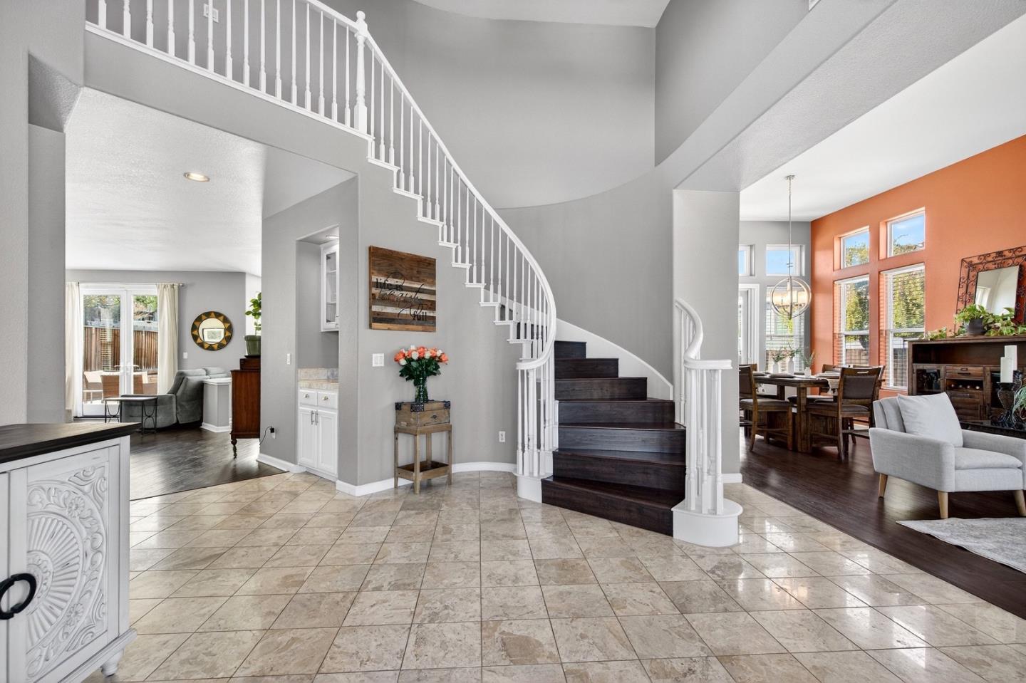 866 Covey Court, Hollister, CA, 95023