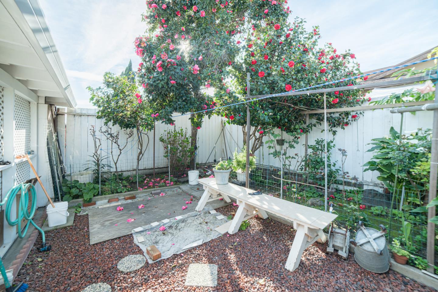 Detail Gallery Image 12 of 15 For 608 Bronte Ave, Watsonville,  CA 95076 - 2 Beds | 1 Baths