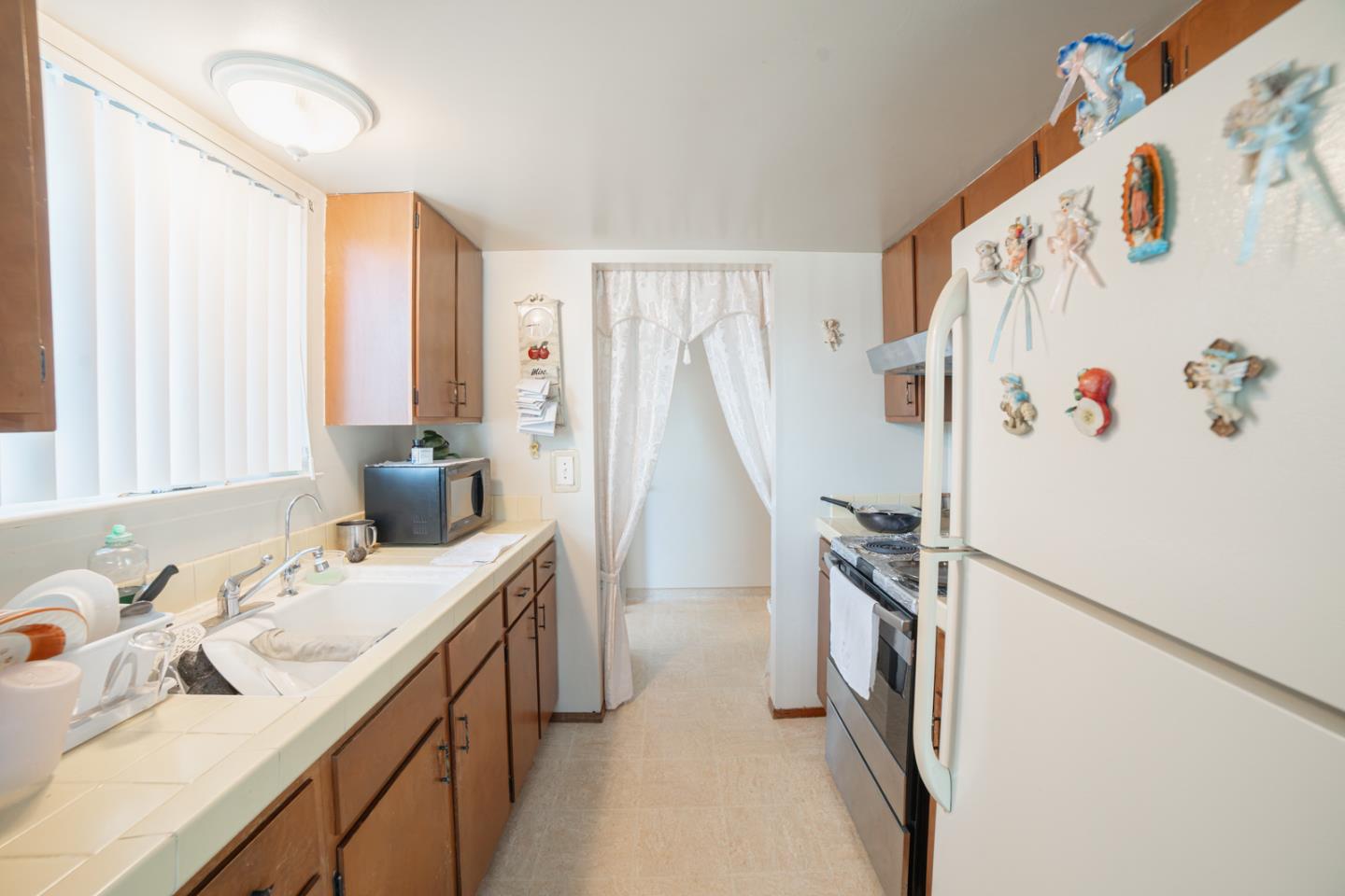 Detail Gallery Image 3 of 15 For 608 Bronte Ave, Watsonville,  CA 95076 - 2 Beds | 1 Baths