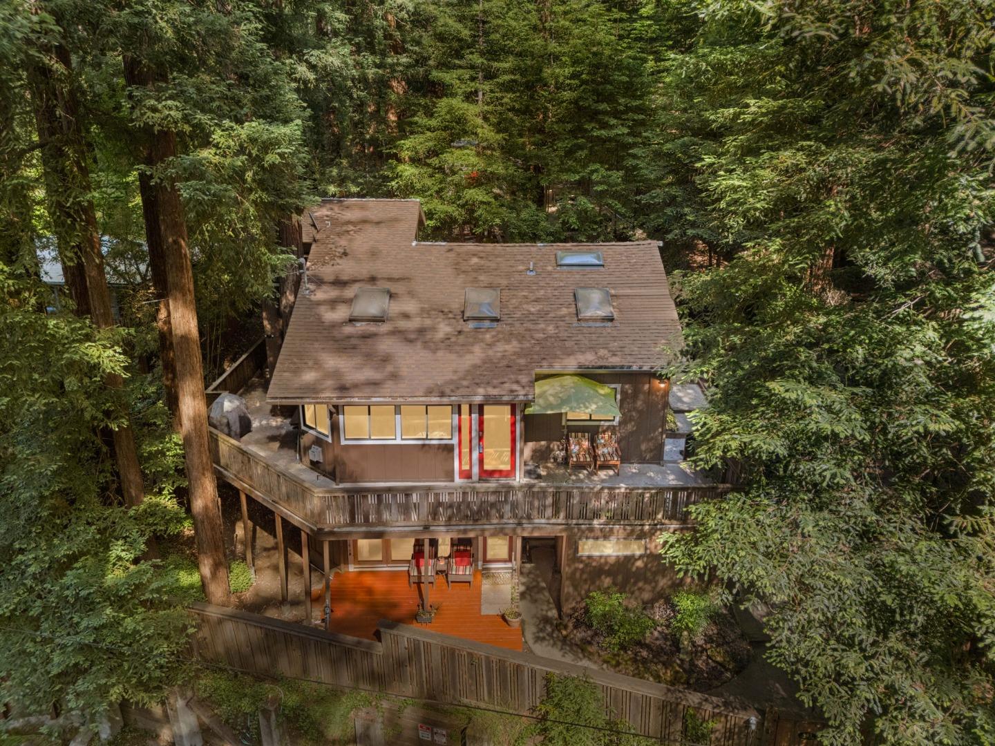 Detail Gallery Image 3 of 60 For 483 Echo Ln, Boulder Creek,  CA 95006 - 3 Beds | 2 Baths