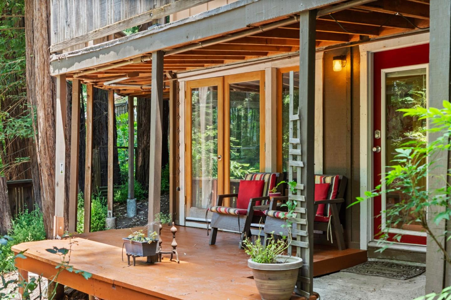 Detail Gallery Image 4 of 60 For 483 Echo Ln, Boulder Creek,  CA 95006 - 3 Beds | 2 Baths