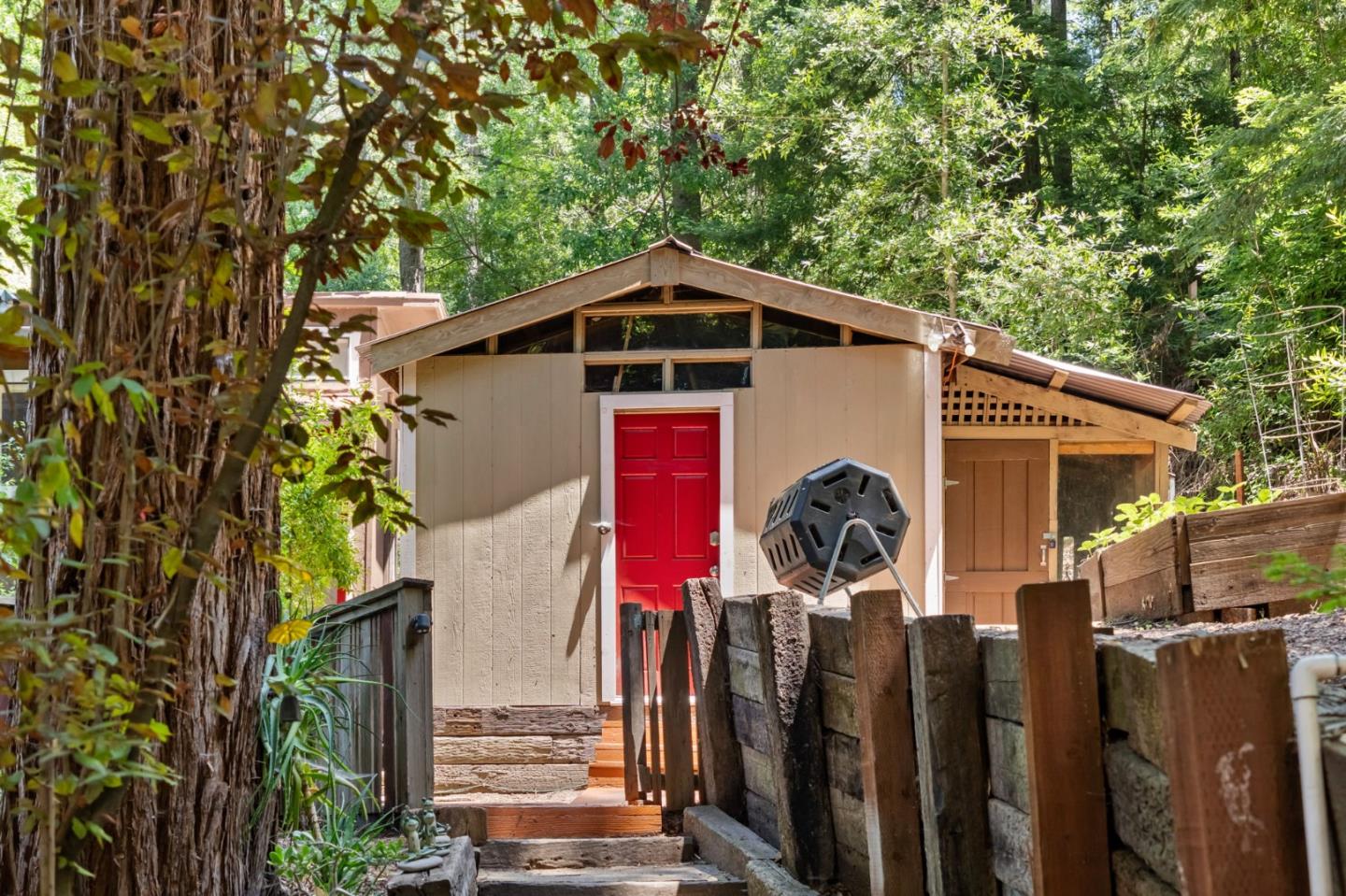 Detail Gallery Image 5 of 60 For 483 Echo Ln, Boulder Creek,  CA 95006 - 3 Beds | 2 Baths