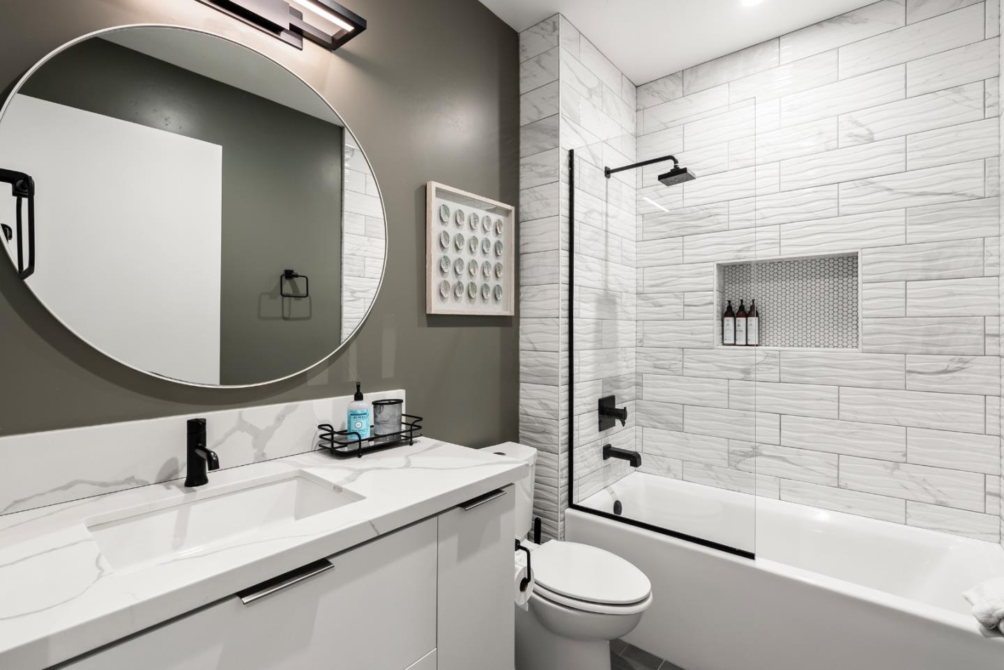 Detail Gallery Image 37 of 66 For 508 N Tremont St a,  Oceanside,  CA 92054 - 3 Beds | 3/1 Baths