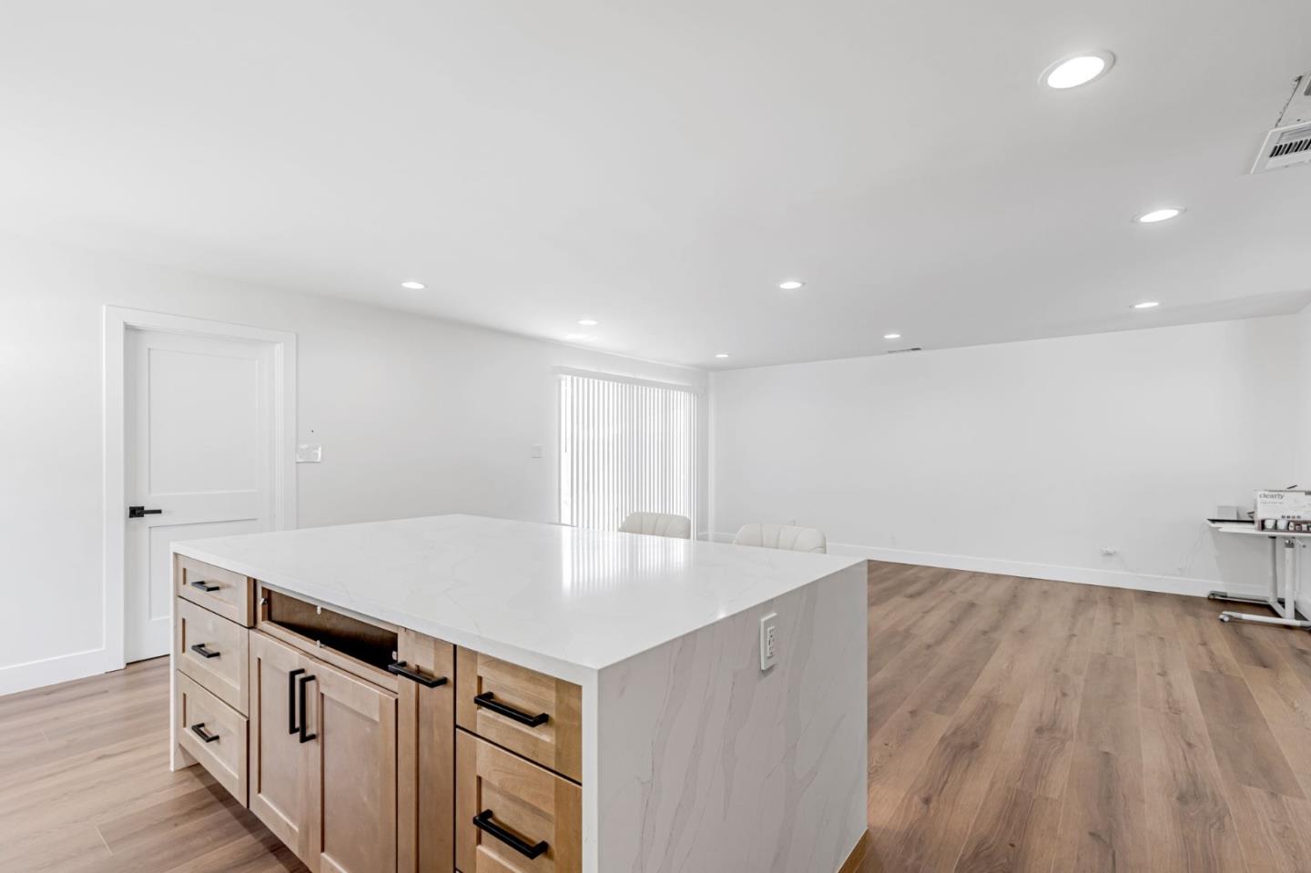 Detail Gallery Image 17 of 56 For 700 Eschenburg Dr, Gilroy,  CA 95020 - 3 Beds | 2 Baths