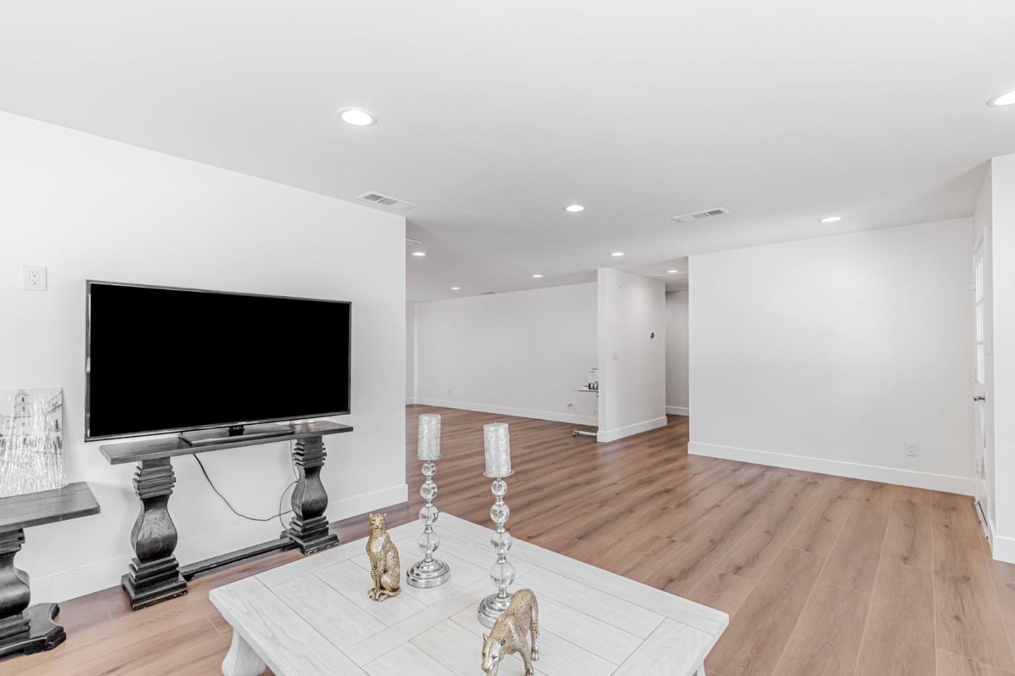 Detail Gallery Image 22 of 56 For 700 Eschenburg Dr, Gilroy,  CA 95020 - 3 Beds | 2 Baths