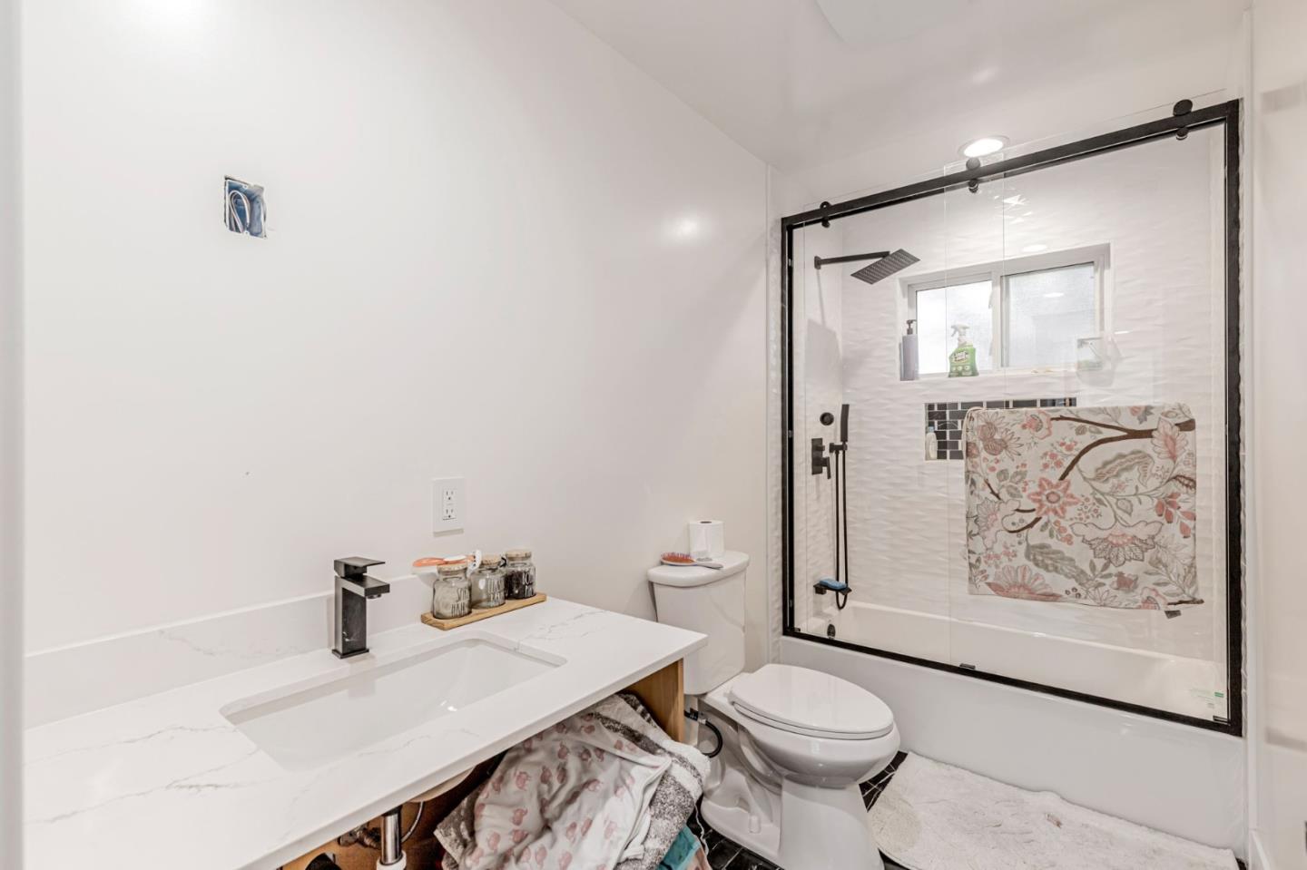 Detail Gallery Image 37 of 56 For 700 Eschenburg Dr, Gilroy,  CA 95020 - 3 Beds | 2 Baths