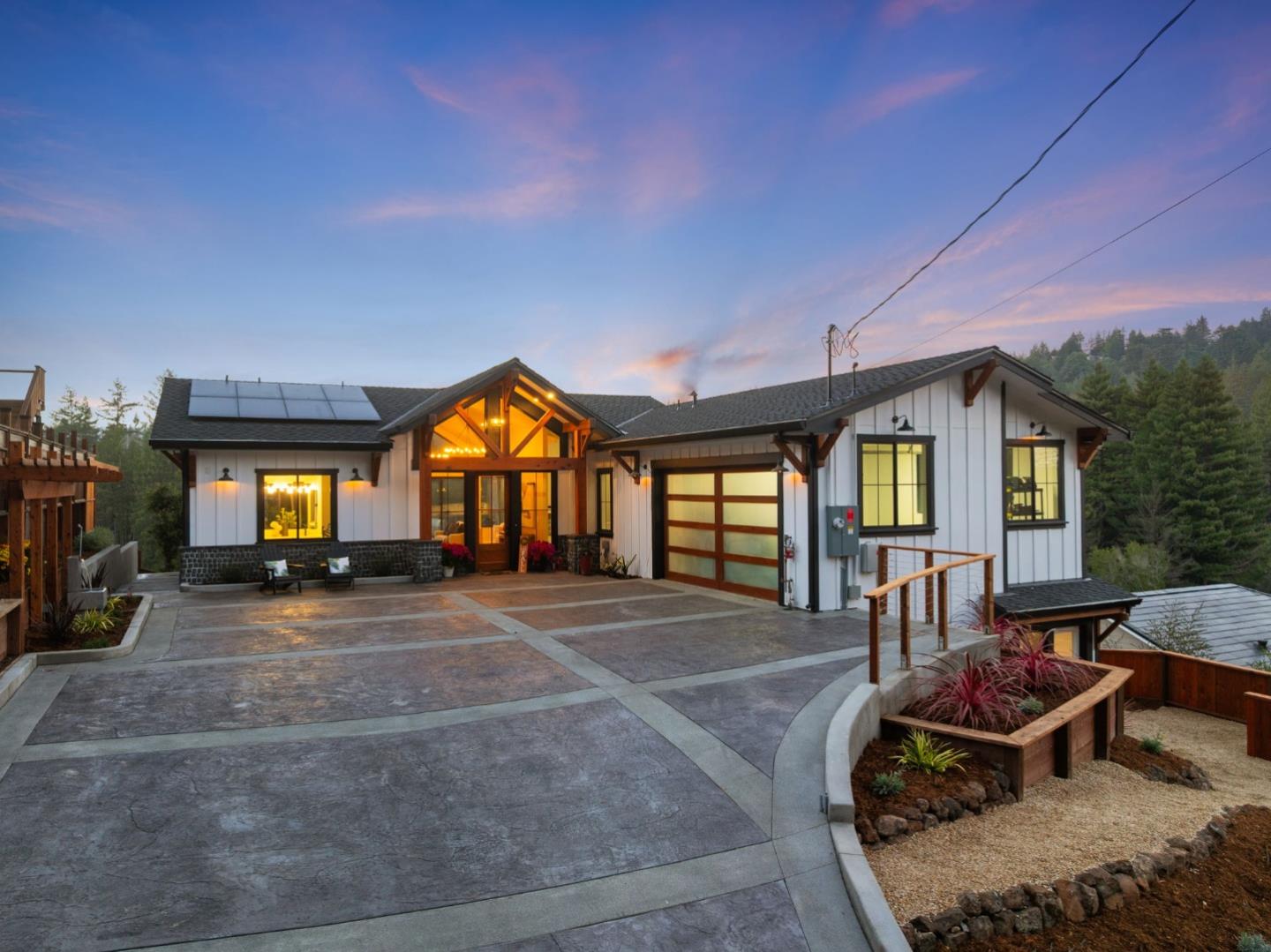 Detail Gallery Image 3 of 90 For 230 Fern Rock Way, Boulder Creek,  CA 95006 - 5 Beds | 4 Baths