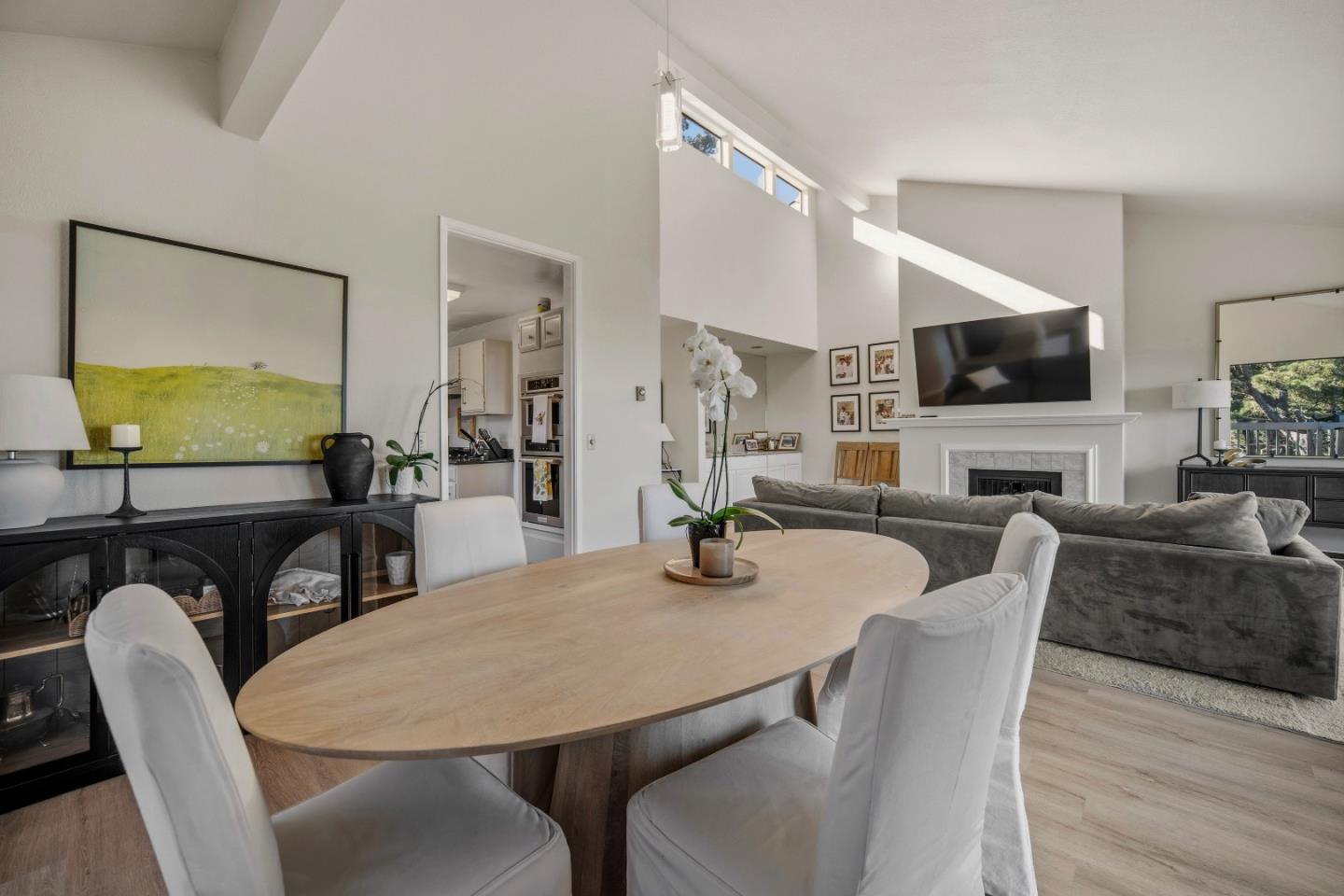 Detail Gallery Image 11 of 35 For 40 Shepherd's Knoll, Pebble Beach,  CA 93953 - 3 Beds | 3 Baths