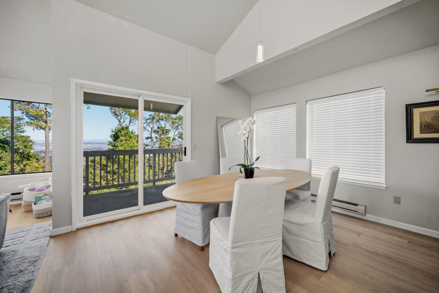 Detail Gallery Image 13 of 35 For 40 Shepherd's Knoll, Pebble Beach,  CA 93953 - 3 Beds | 3 Baths