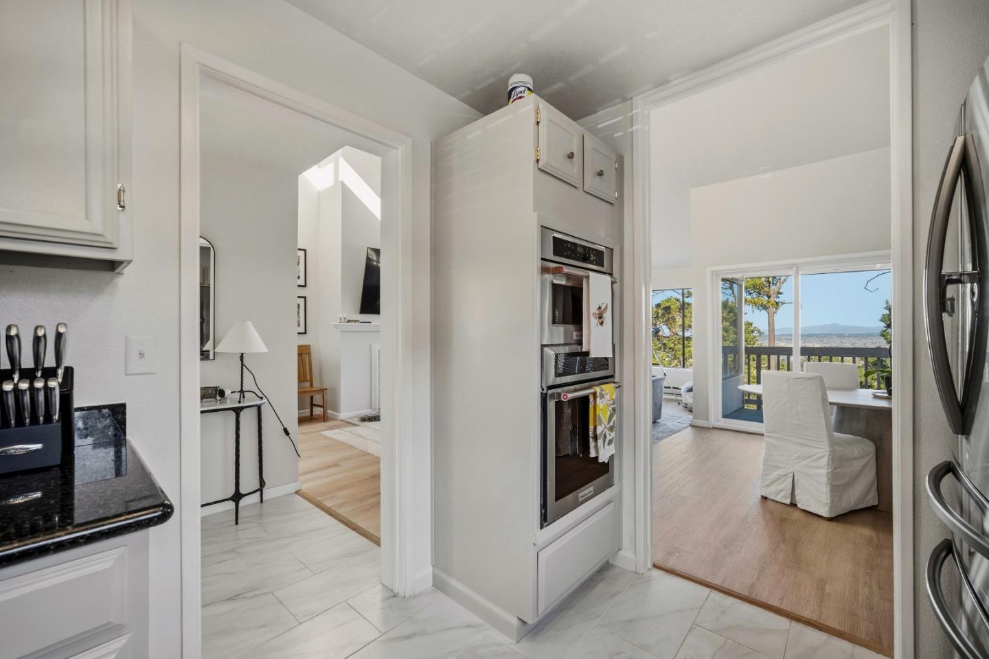 Detail Gallery Image 14 of 35 For 40 Shepherd's Knoll, Pebble Beach,  CA 93953 - 3 Beds | 3 Baths