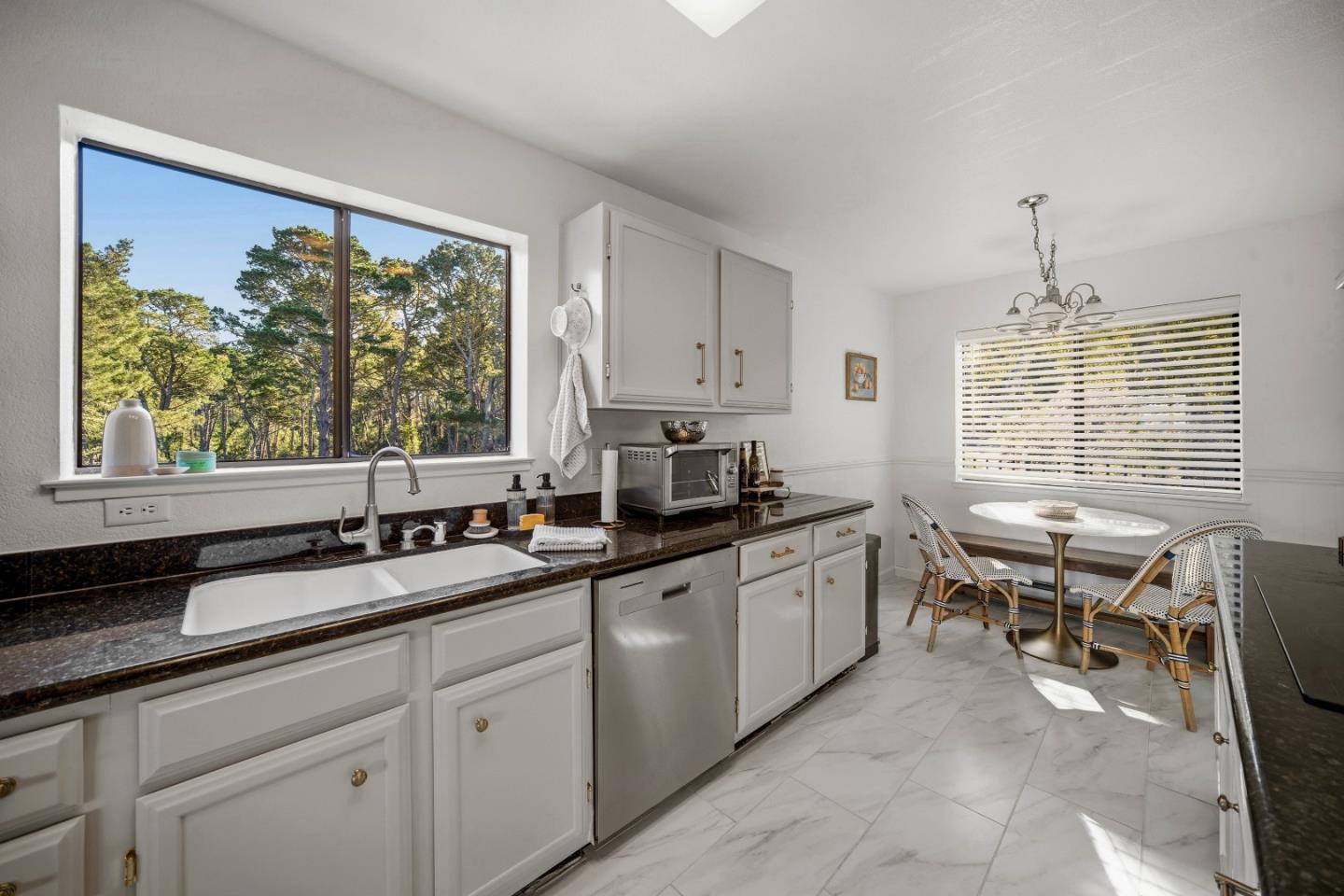 Detail Gallery Image 18 of 35 For 40 Shepherd's Knoll, Pebble Beach,  CA 93953 - 3 Beds | 3 Baths