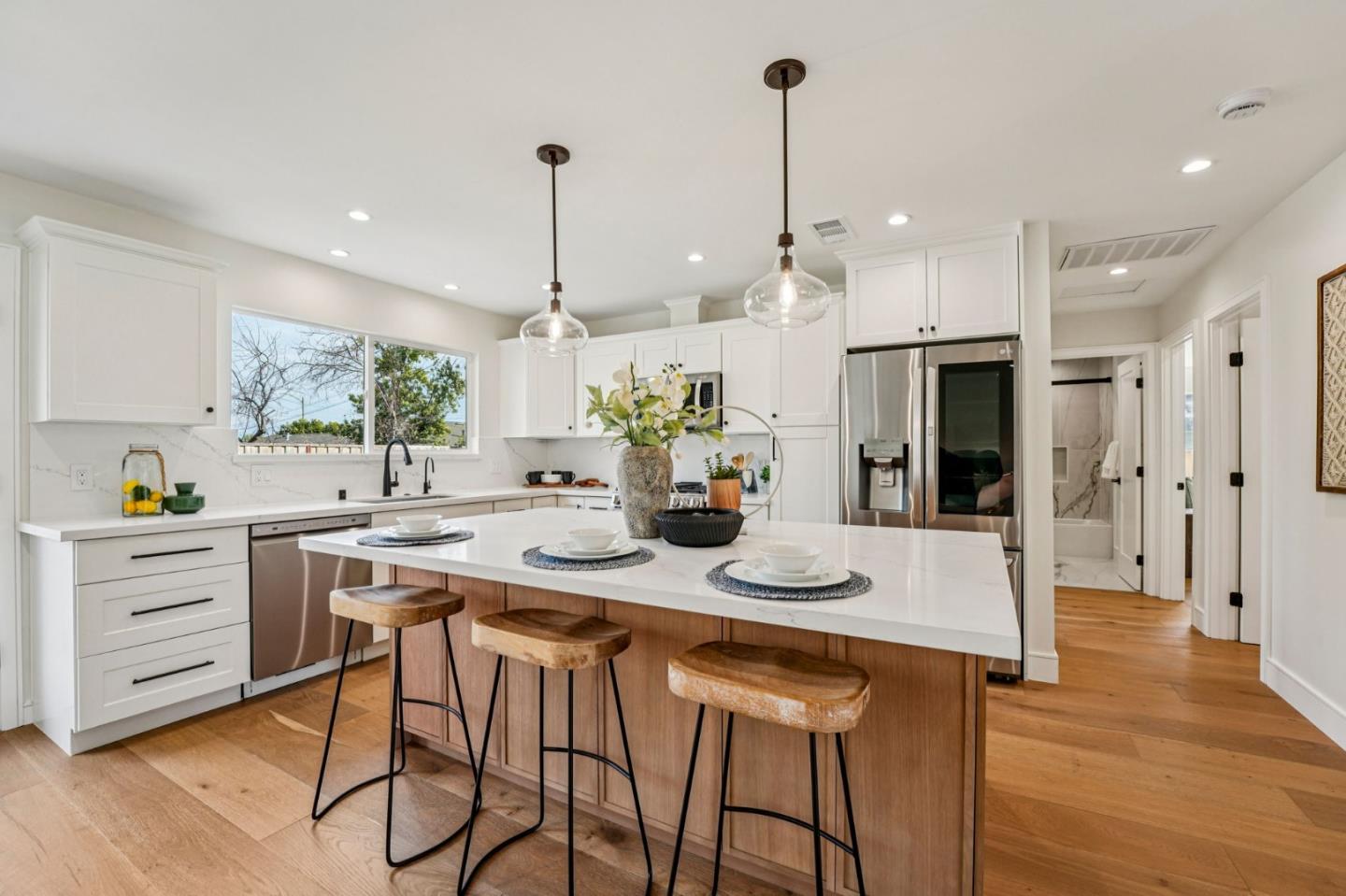 Detail Gallery Image 10 of 33 For 4685 Lage Dr, San Jose,  CA 95130 - 3 Beds | 2 Baths