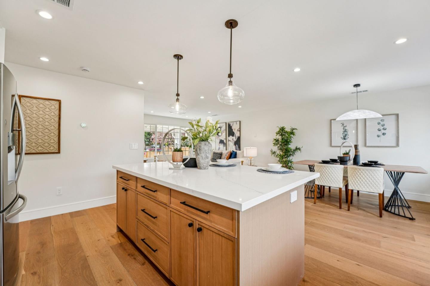 Detail Gallery Image 7 of 33 For 4685 Lage Dr, San Jose,  CA 95130 - 3 Beds | 2 Baths