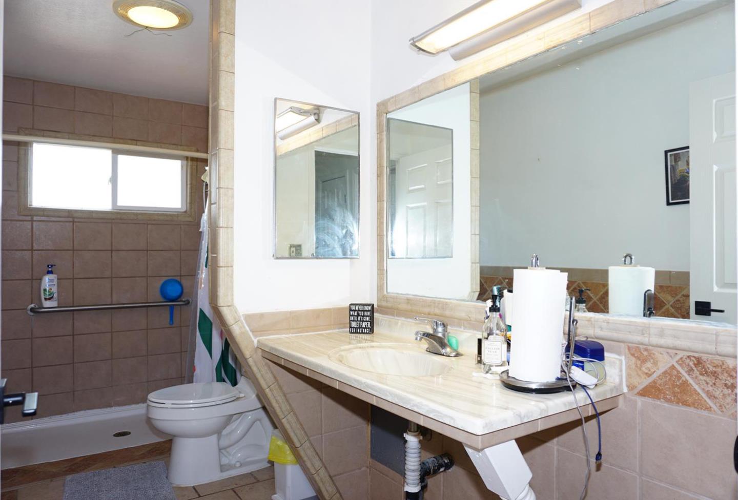 Detail Gallery Image 17 of 35 For 35037 Begonia St, Union City,  CA 94587 - 5 Beds | 2 Baths