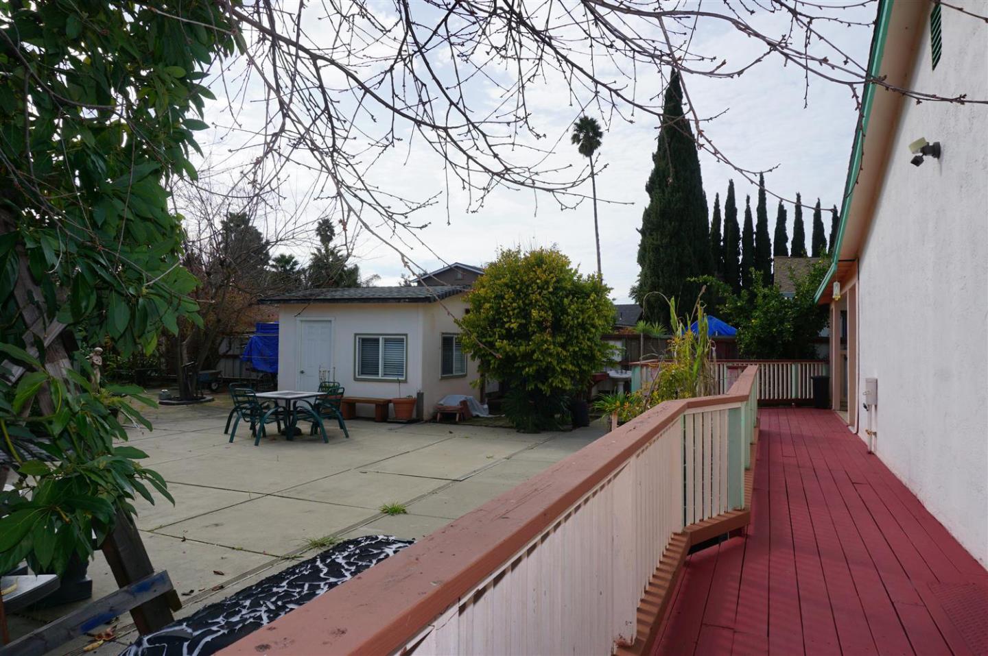 Detail Gallery Image 26 of 35 For 35037 Begonia St, Union City,  CA 94587 - 5 Beds | 2 Baths