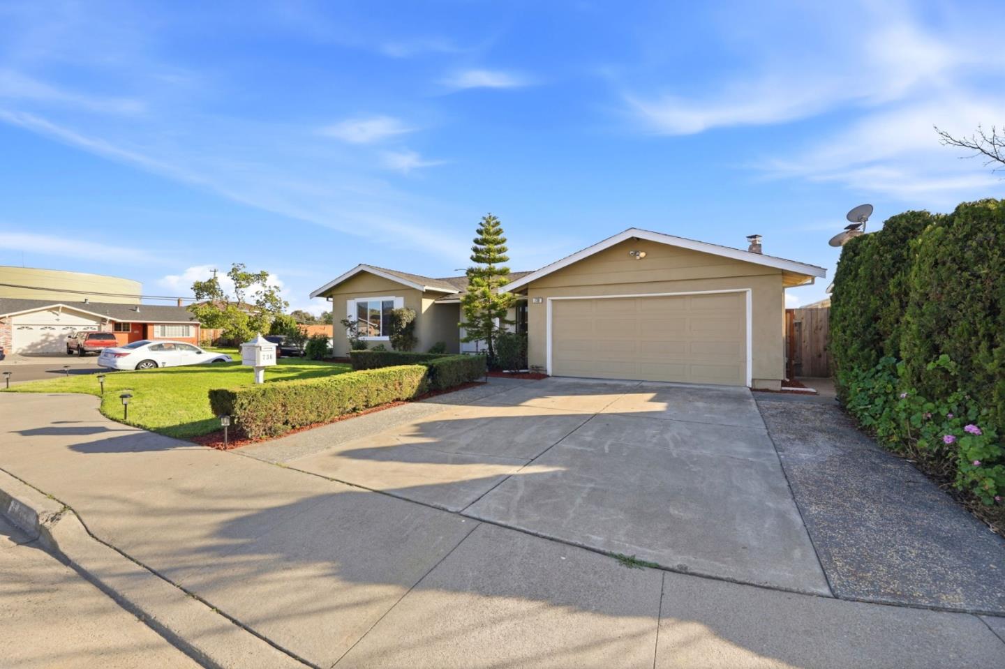 Detail Gallery Image 49 of 103 For 736 Braxton Dr, San Jose,  CA 95111 - 4 Beds | 2 Baths