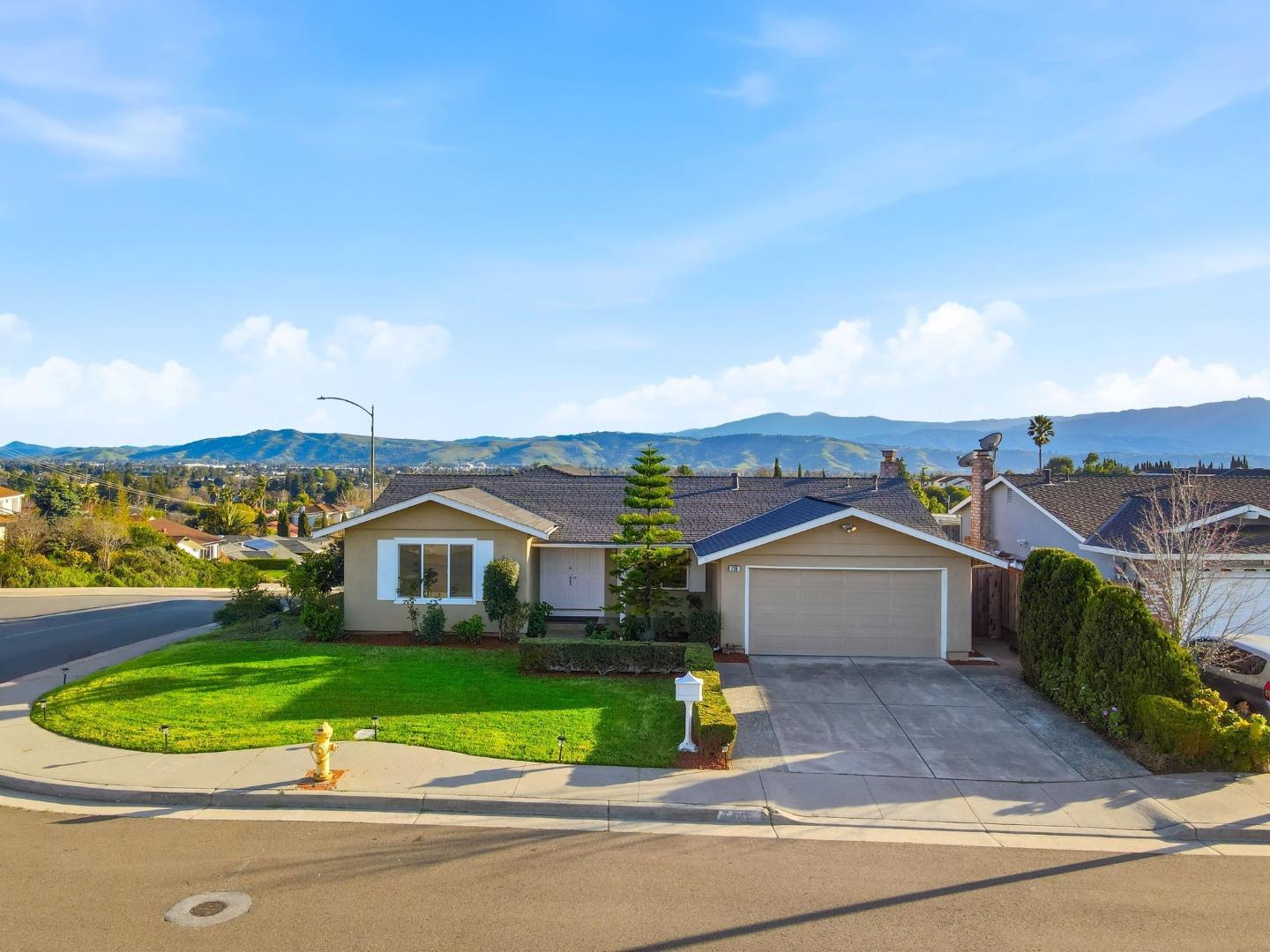 Detail Gallery Image 79 of 103 For 736 Braxton Dr, San Jose,  CA 95111 - 4 Beds | 2 Baths