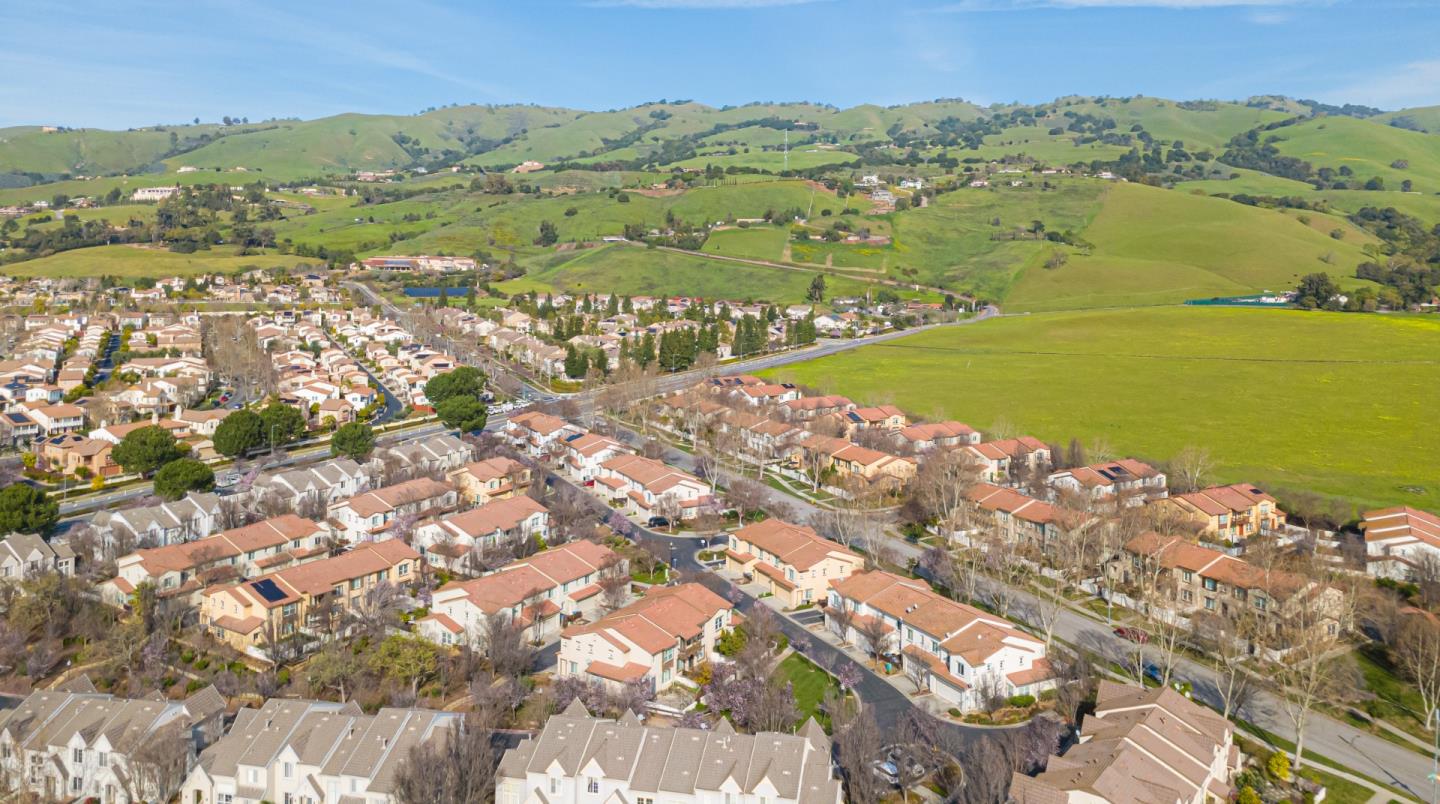 Detail Gallery Image 58 of 60 For 3350 Ariel Joshua Ct, San Jose,  CA 95135 - 4 Beds | 3/1 Baths