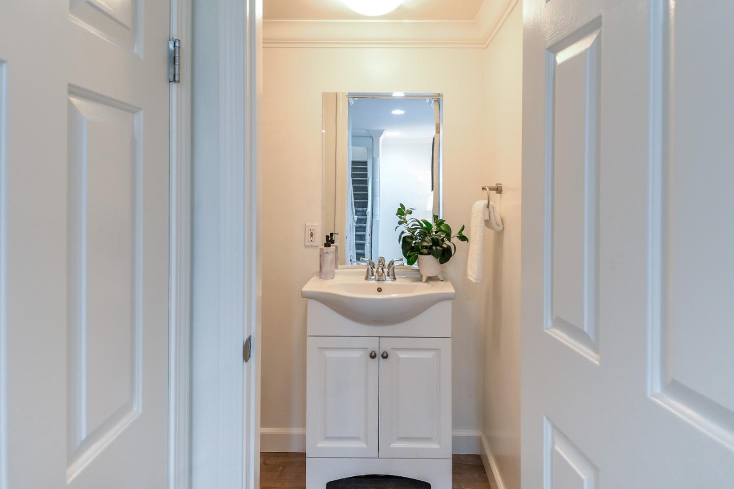 Detail Gallery Image 16 of 42 For 7100 Rainbow Dr #35,  San Jose,  CA 95129 - 2 Beds | 1/1 Baths