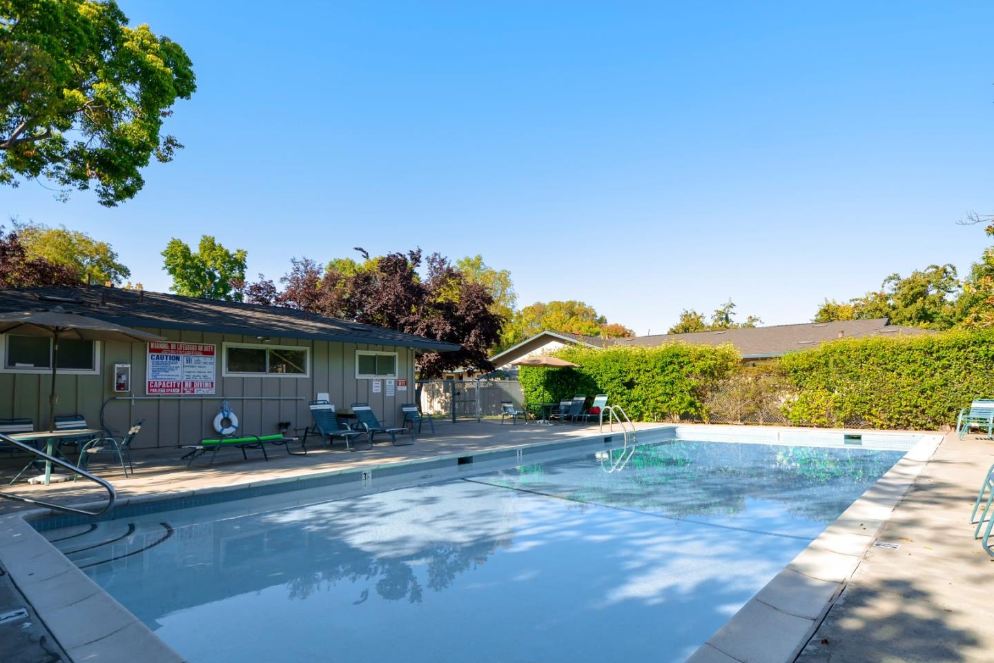 Detail Gallery Image 30 of 42 For 7100 Rainbow Dr #35,  San Jose,  CA 95129 - 2 Beds | 1/1 Baths