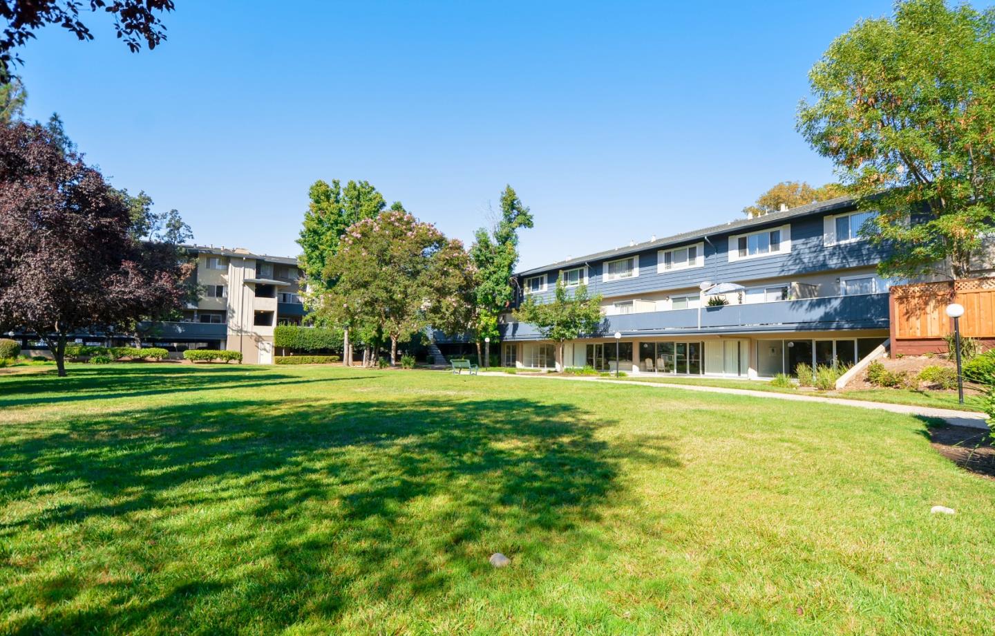 Detail Gallery Image 34 of 42 For 7100 Rainbow Dr #35,  San Jose,  CA 95129 - 2 Beds | 1/1 Baths