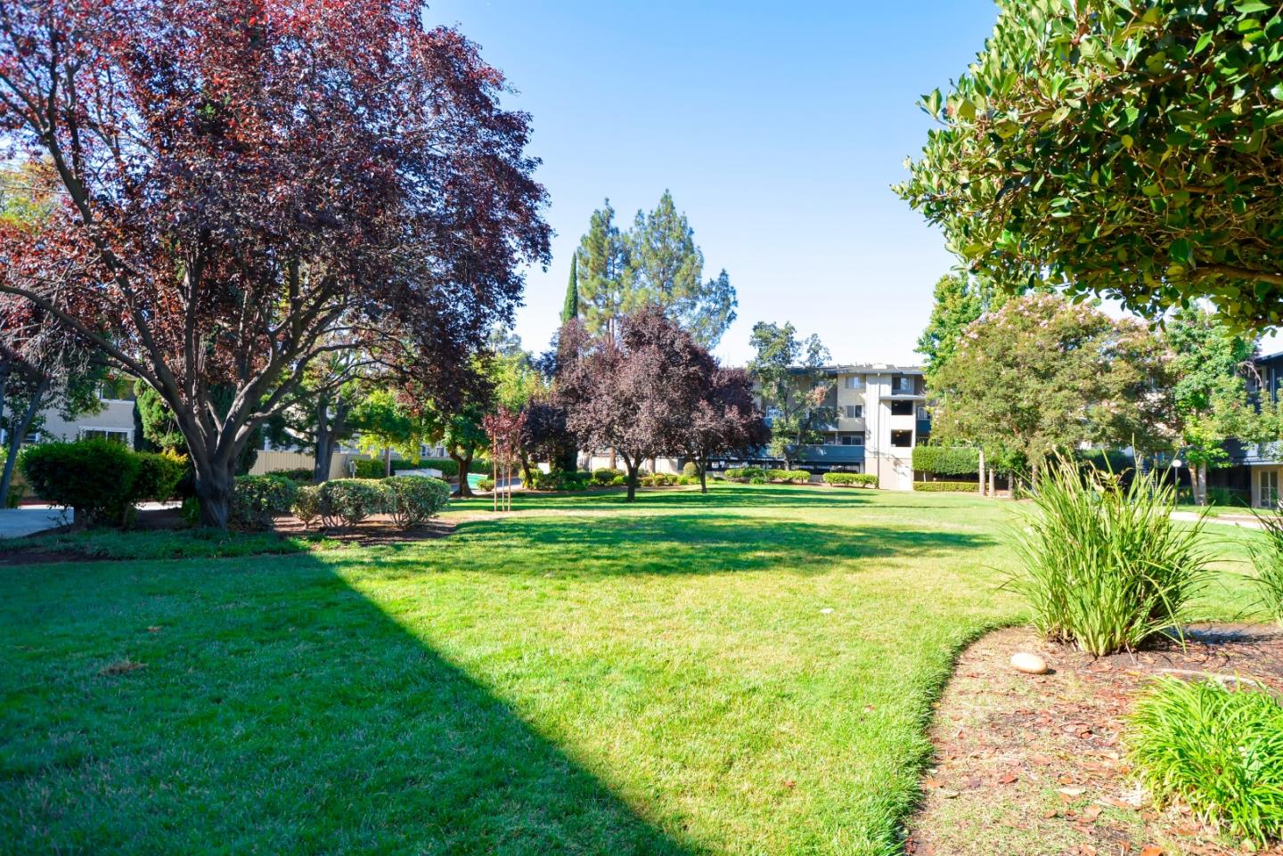 Detail Gallery Image 39 of 42 For 7100 Rainbow Dr #35,  San Jose,  CA 95129 - 2 Beds | 1/1 Baths