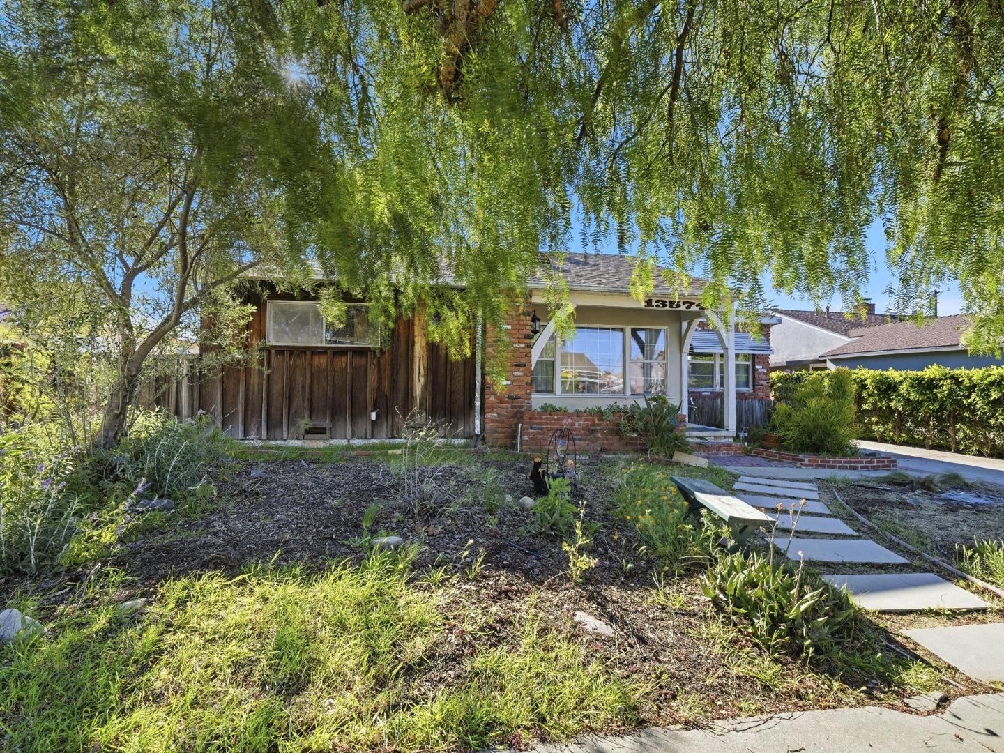 Front Image Thumbnail for ML82036527