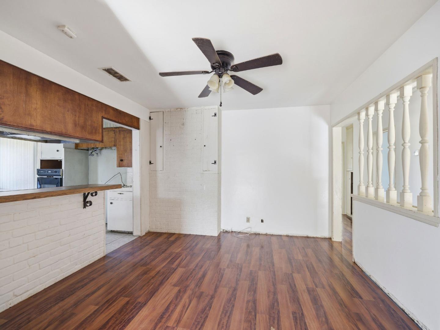 Detail Gallery Image 11 of 22 For 13574 Ottoman St, Arleta,  CA 91331 - 3 Beds | 2 Baths