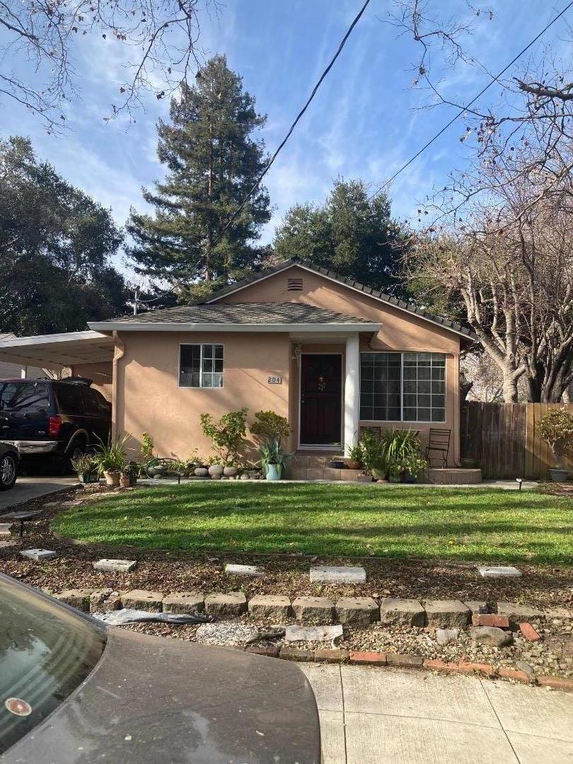 Detail Gallery Image 27 of 38 For 204 Park St, Redwood City,  CA 94061 - 4 Beds | 2 Baths