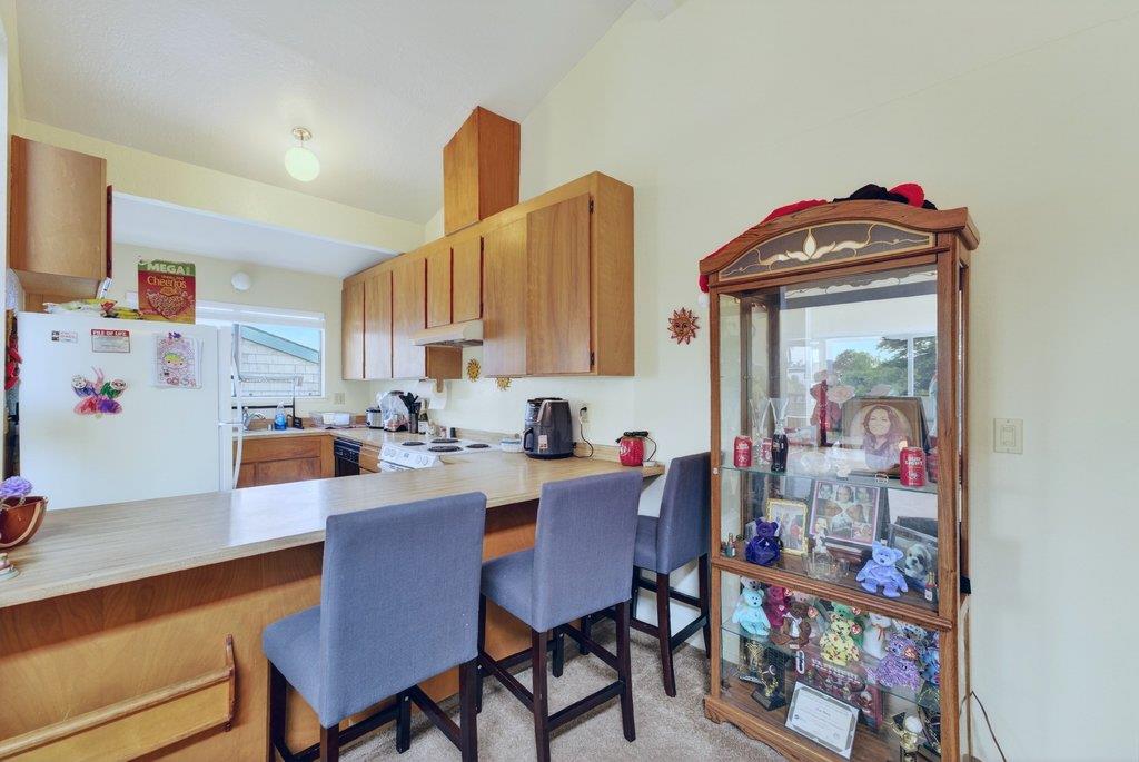 Detail Gallery Image 16 of 67 For 142 Vineyard Ct, Aptos,  CA 95003 - 4 Beds | 4 Baths