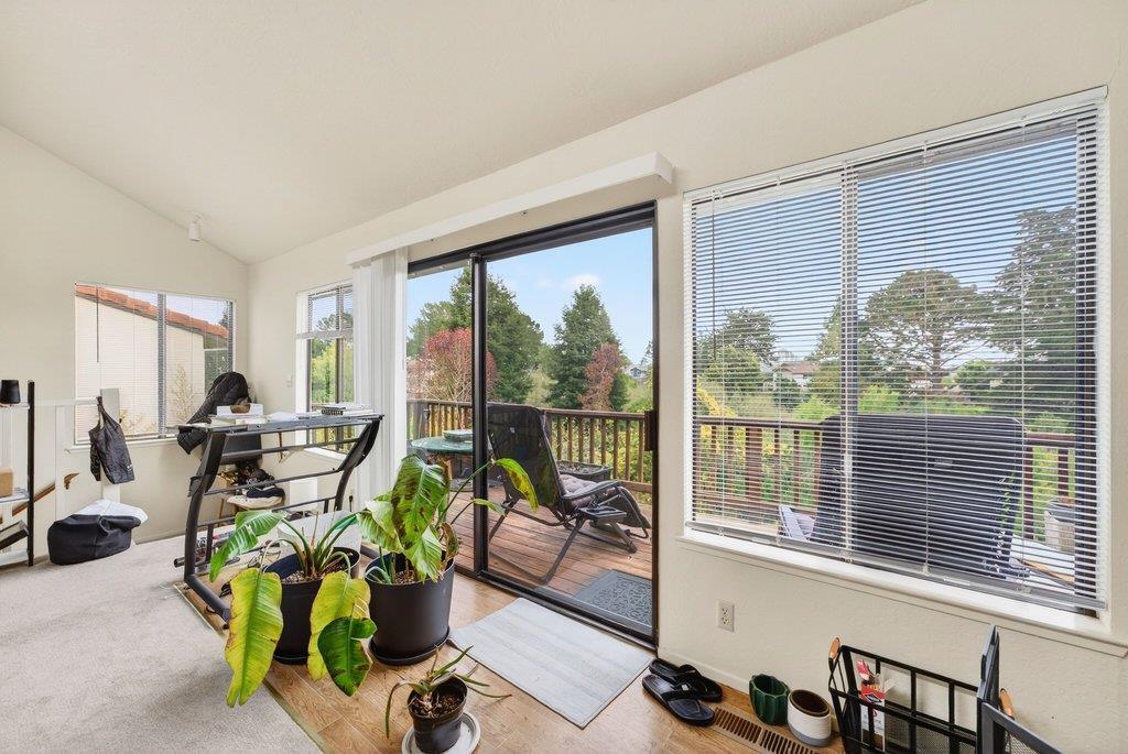 Detail Gallery Image 38 of 67 For 142 Vineyard Ct, Aptos,  CA 95003 - 4 Beds | 4 Baths