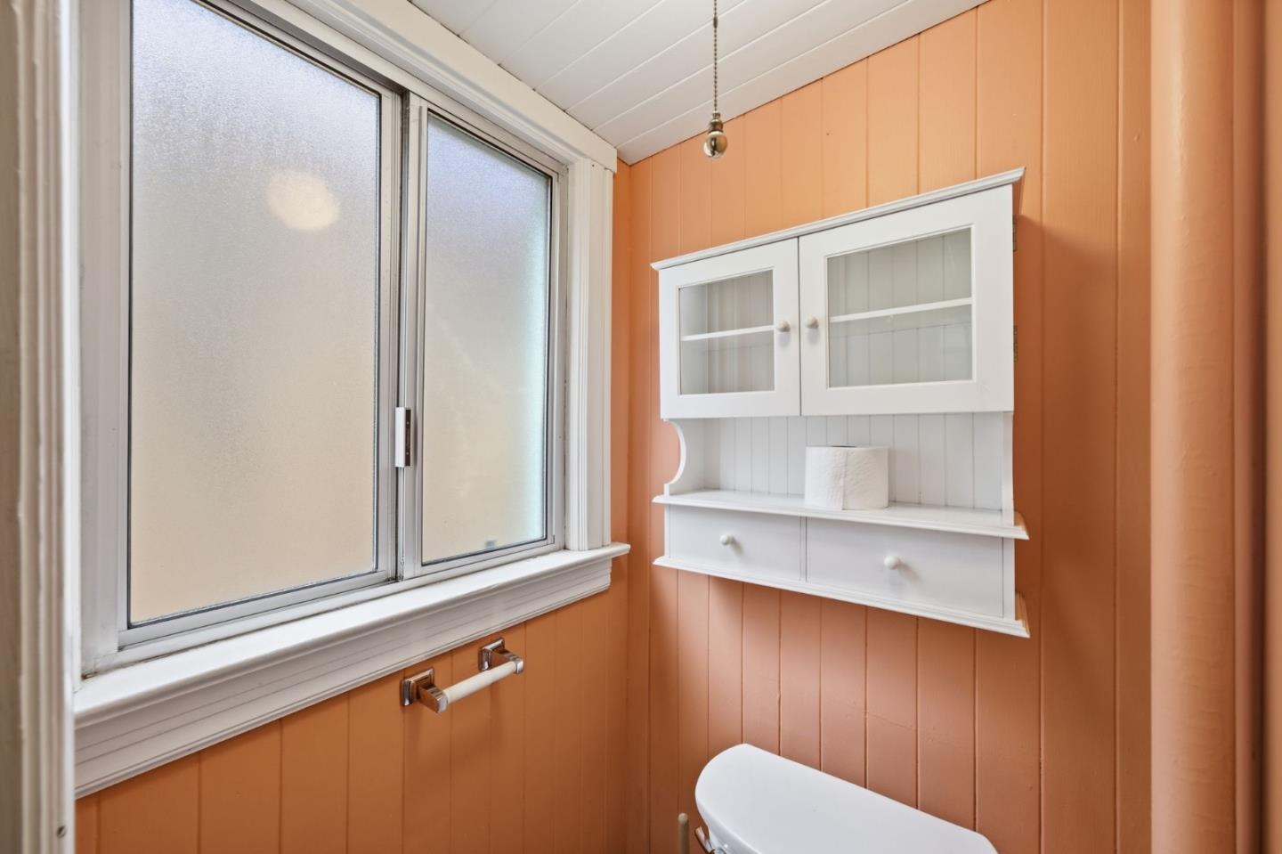 Detail Gallery Image 32 of 45 For 618 9th Ave, San Mateo,  CA 94402 - 2 Beds | 1/1 Baths