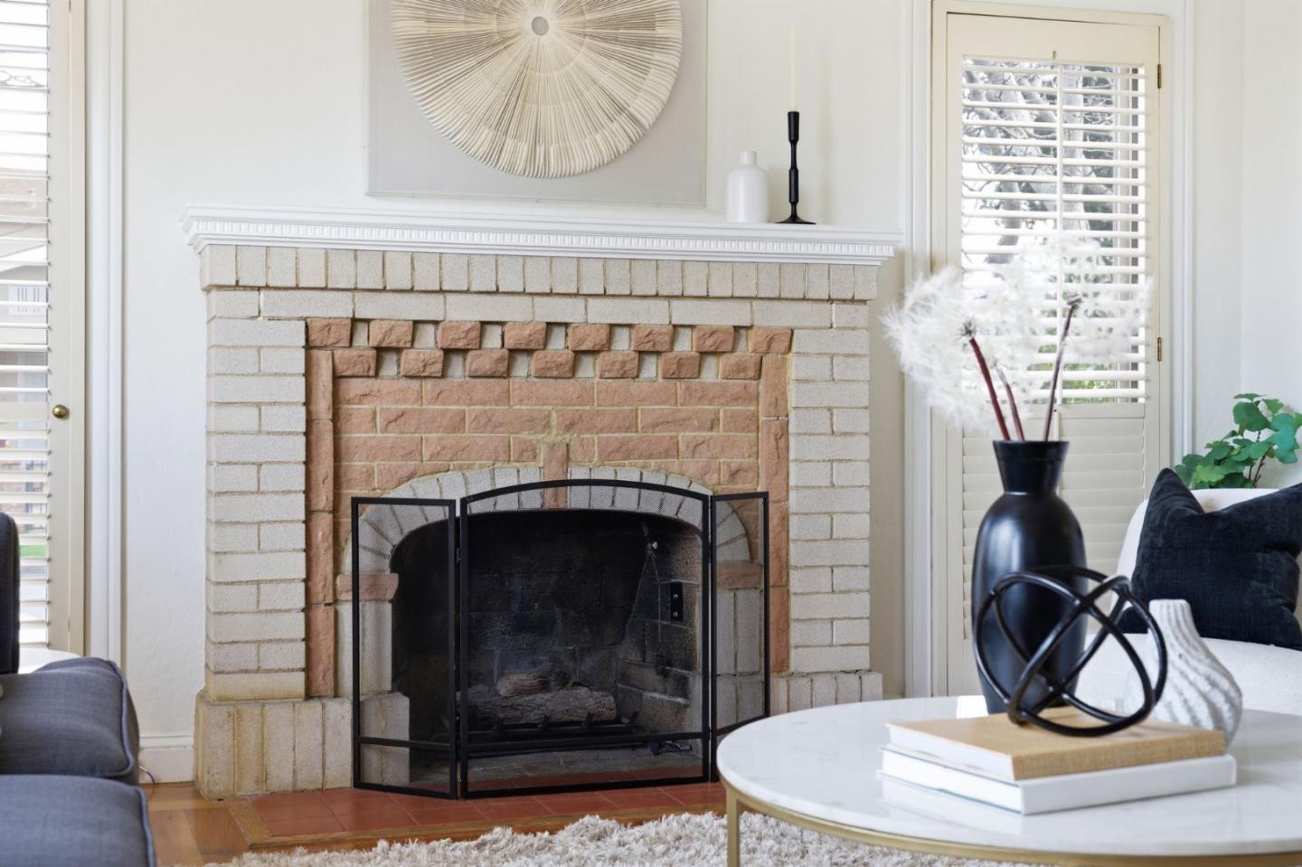 Detail Gallery Image 4 of 45 For 618 9th Ave, San Mateo,  CA 94402 - 2 Beds | 1/1 Baths